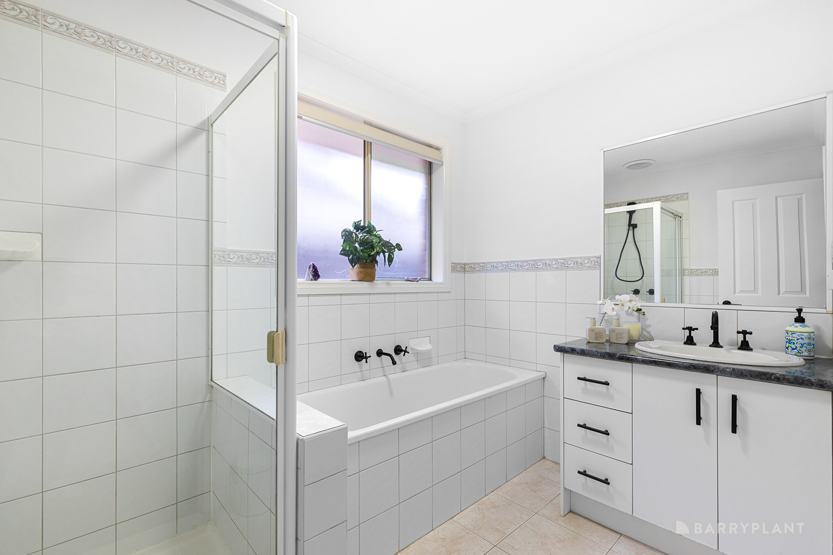 5 Lancaster Drive, Point Cook, VIC 3030, Point Cook - Thumbnail 7