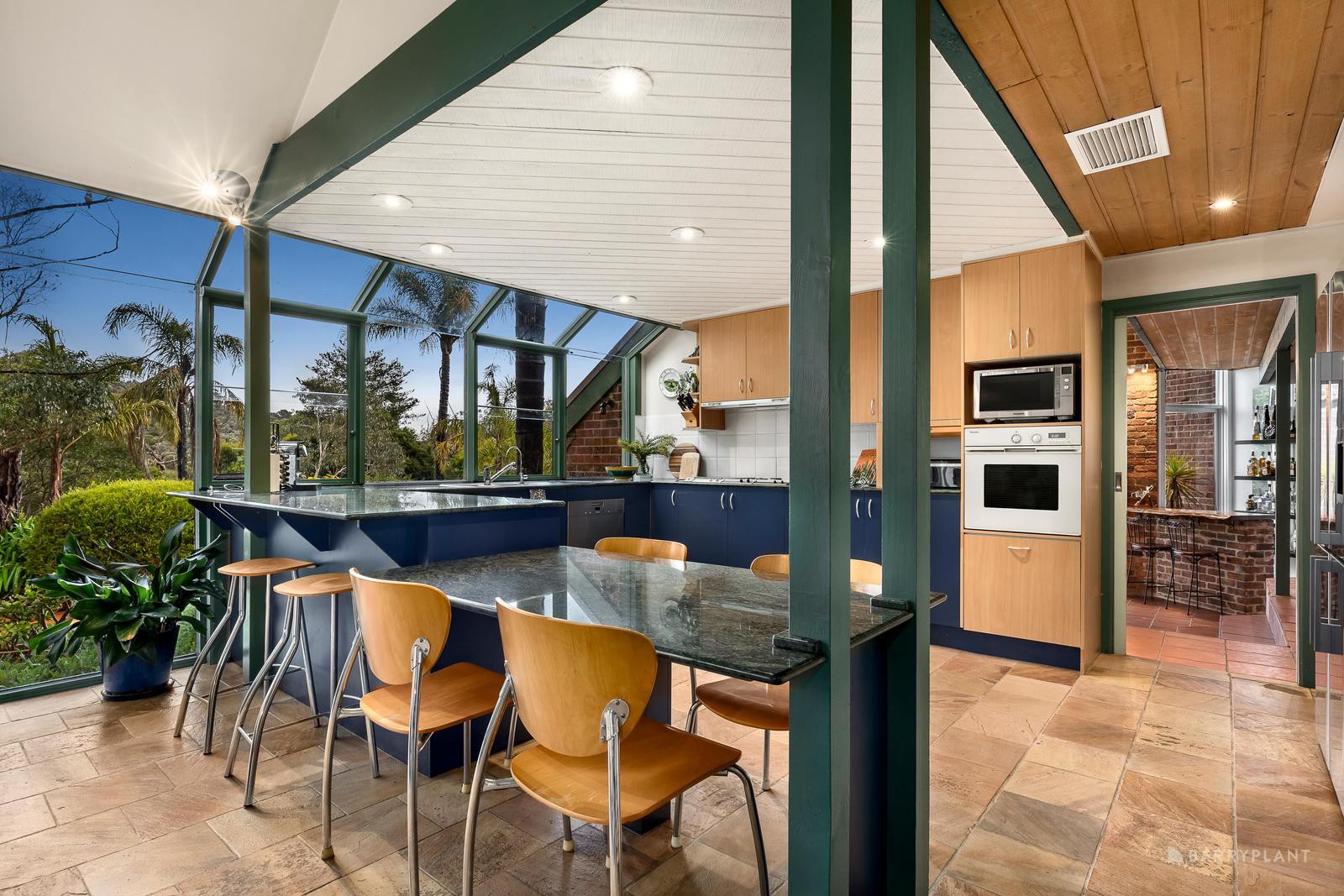 5 Lawrence Court, North Warrandyte, VIC 3113, North Warrandyte - Thumbnail 4