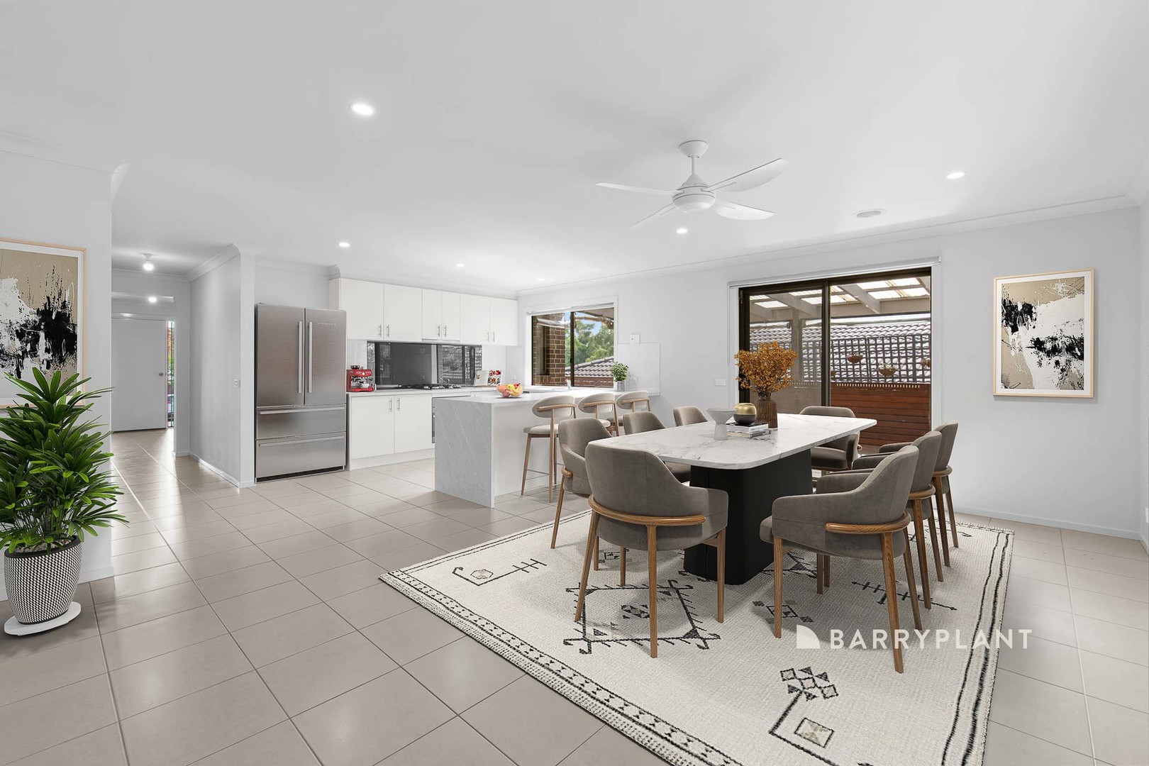 5 Lawson Road, Drouin, VIC 3818 - Thumbnail 2 - 22/04/2025