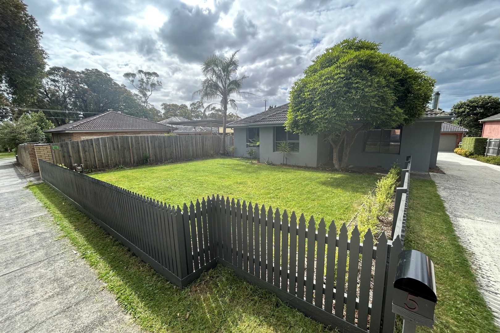 5 Lawson Road, Mooroolbark, VIC 3138, Mooroolbark - Thumbnail 2