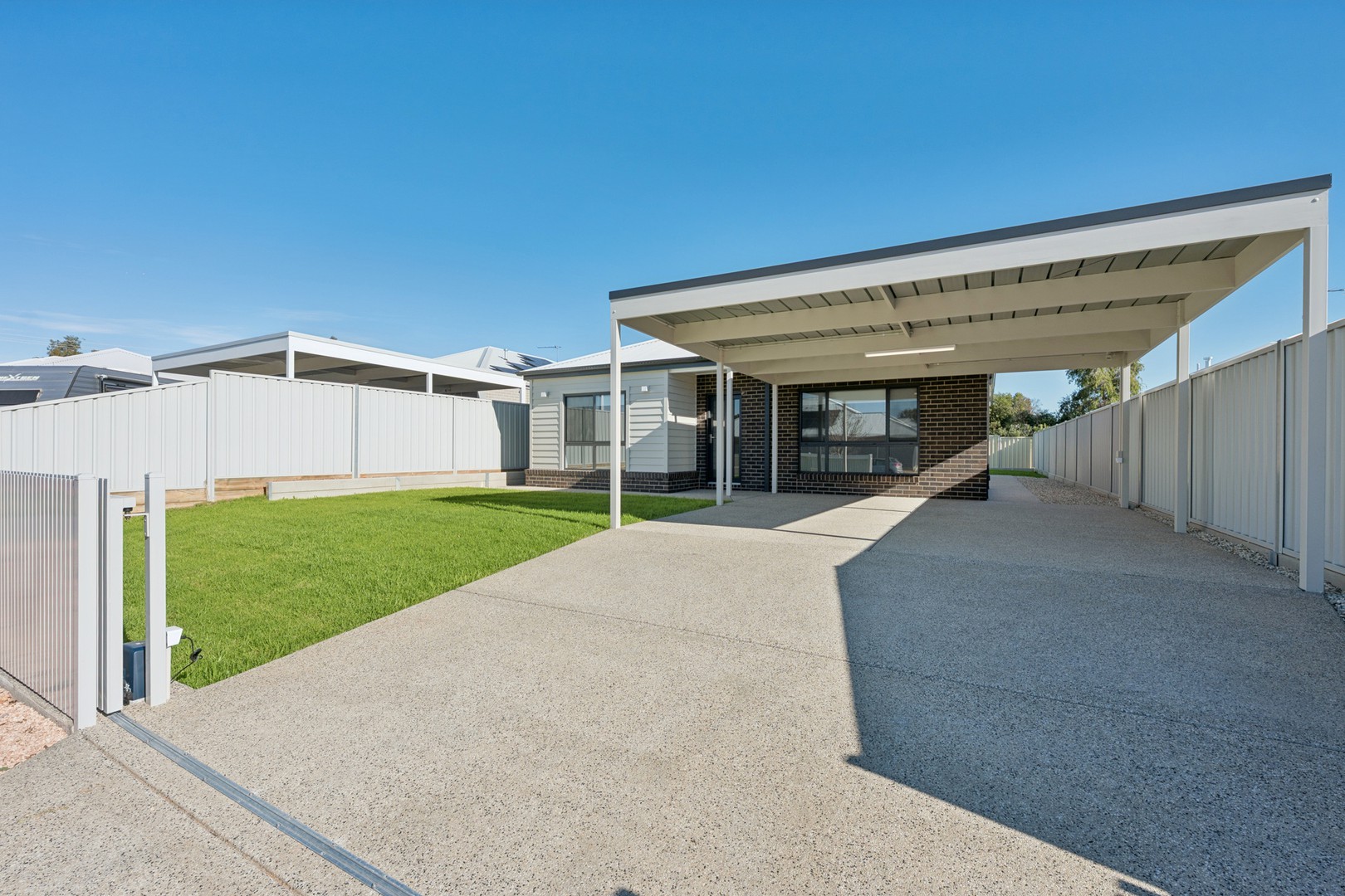 5 Livingstone Drive, Gol Gol, NSW 2738 - Thumbnail 1 - 10/07/2026