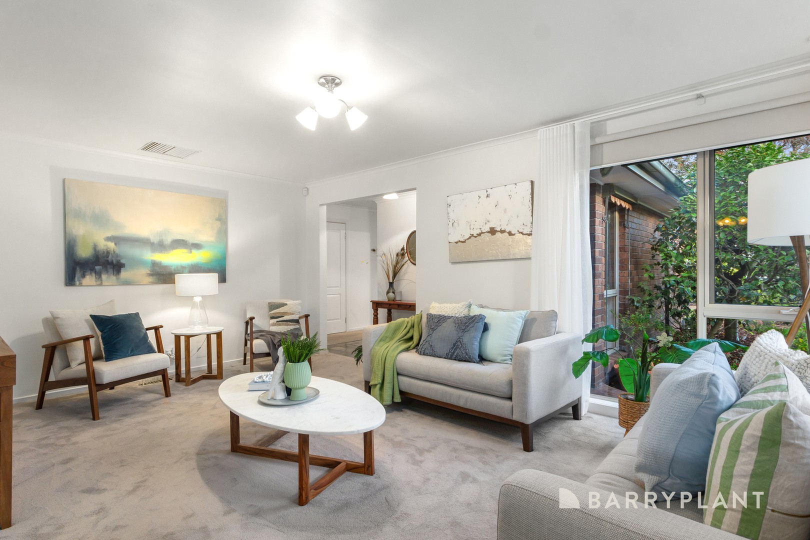 5 Loxton Avenue, Wantirna South, VIC 3152 - Thumbnail 2 - 07/05/2025