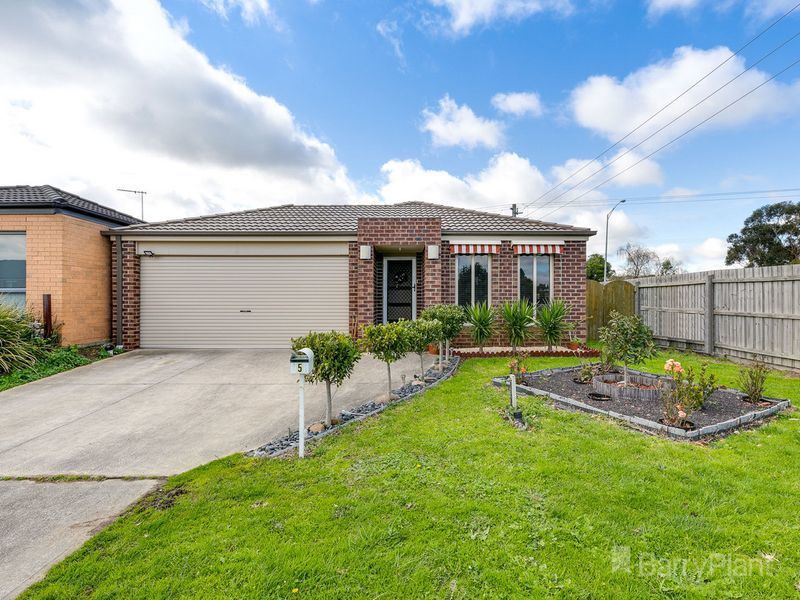 5 Loz Court, Pakenham, VIC 3810, Pakenham - Thumbnail 2