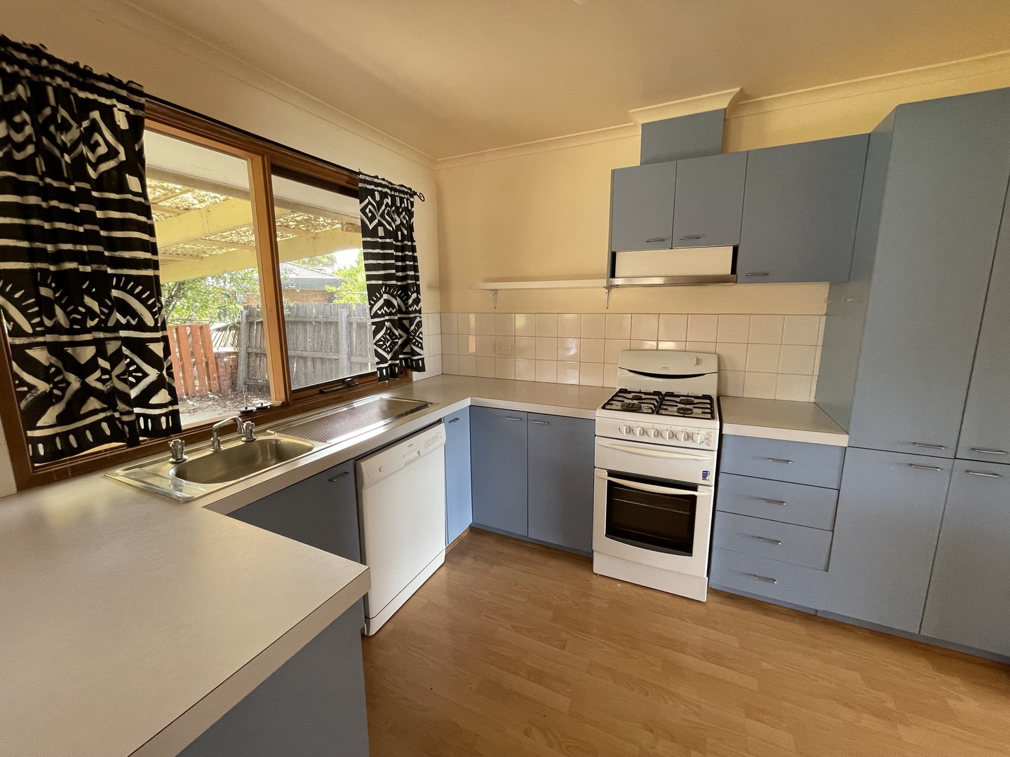5 Lydford Court, Werribee, VIC 3030, Werribee - Thumbnail 2