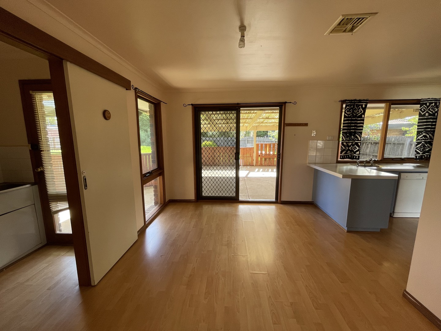 5 Lydford Court, Werribee, VIC 3030, Werribee - Thumbnail 3