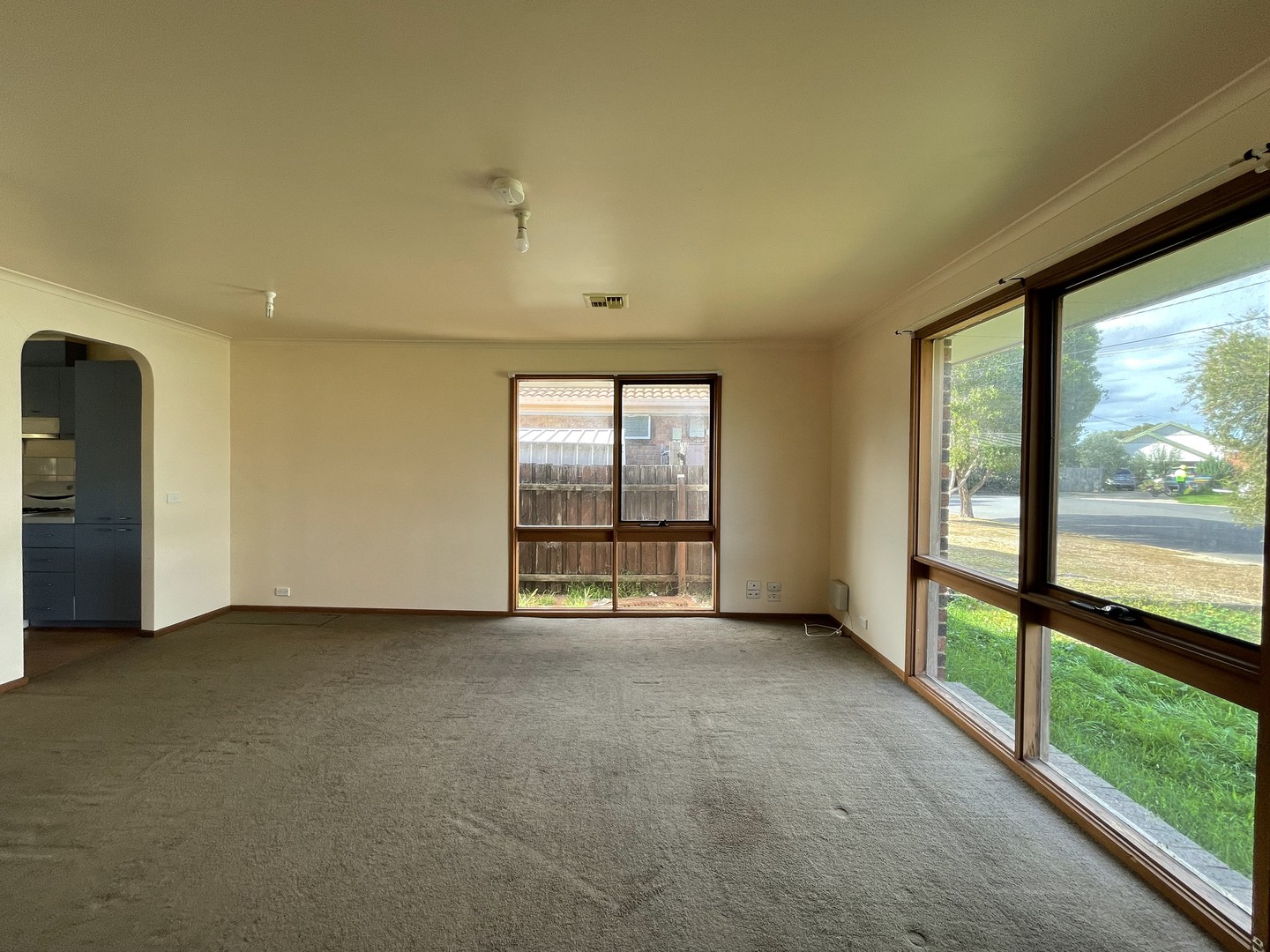 5 Lydford Court, Werribee, VIC 3030, Werribee - Thumbnail 4