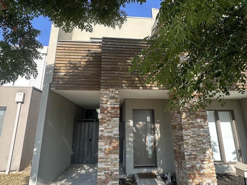 5 Lygon Drive, Craigieburn, VIC 3064 - Image - 03/12/2025