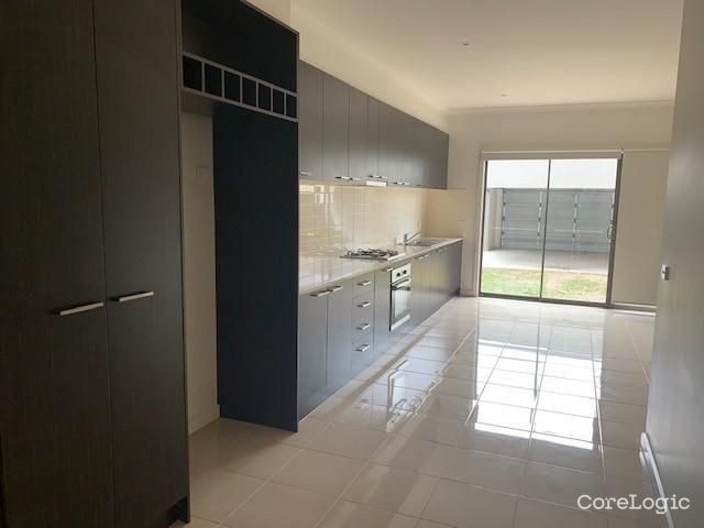 5 Lygon Drive, Craigieburn, VIC 3064 - Thumbnail 1 - 10/10/2024