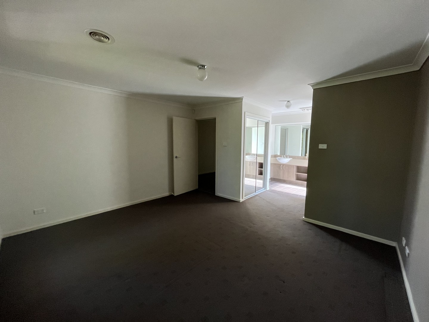 5 Mackay Road, Manor Lakes, VIC 3024, Manor Lakes - Thumbnail 3