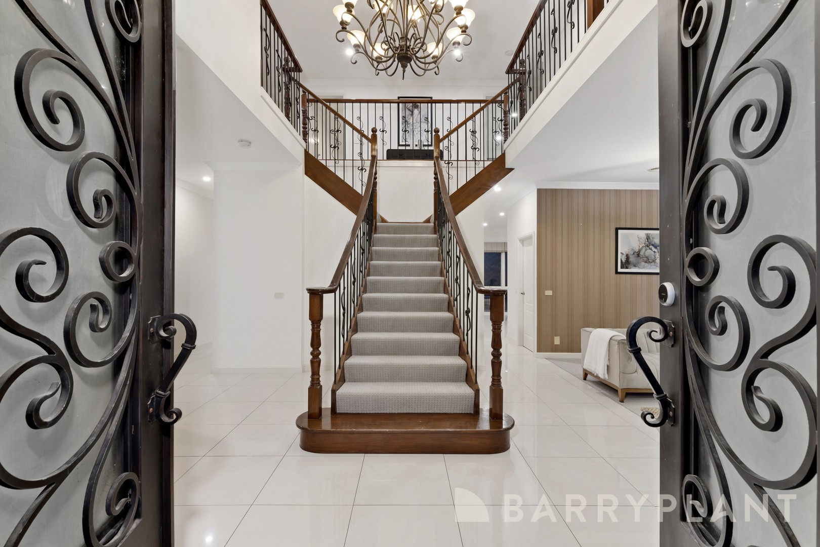 5 Maloney Rise, Bundoora, VIC 3083 - Thumbnail 2 - 19/02/2025