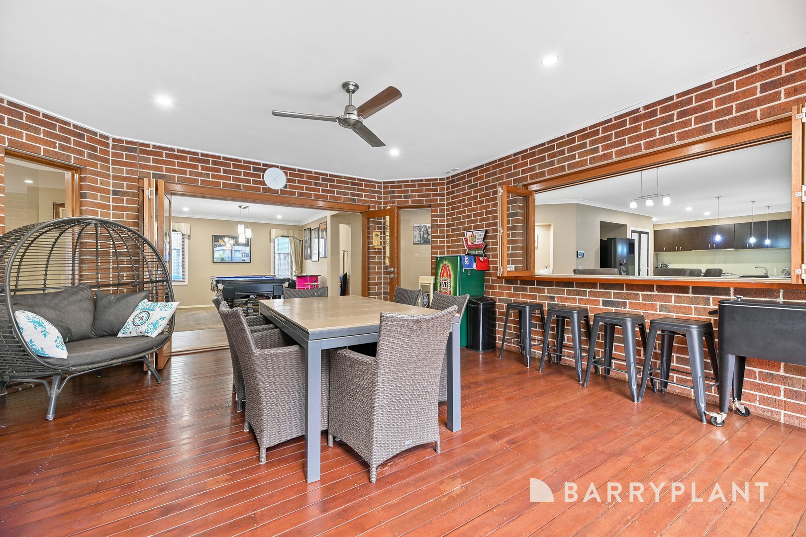 5 Manorwood Way, Berwick, VIC 3806, Berwick - Thumbnail 3