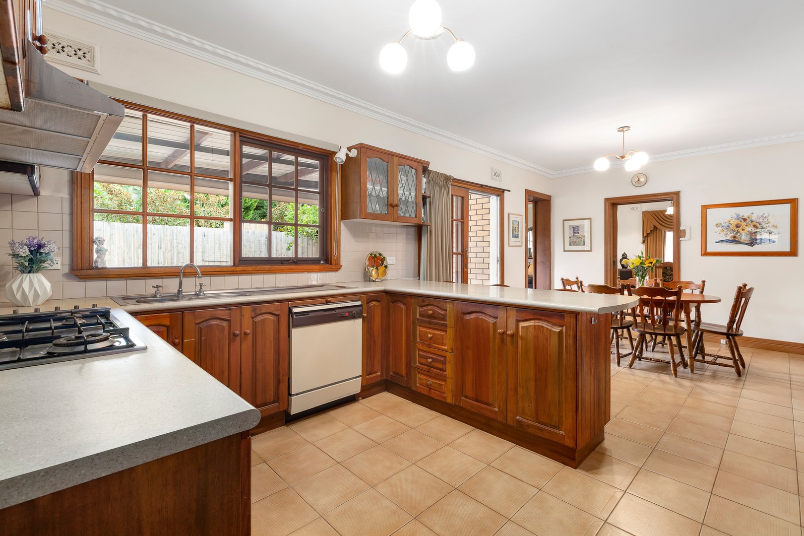 5 Maple Court, Keilor, VIC 3036, Keilor - Thumbnail 4