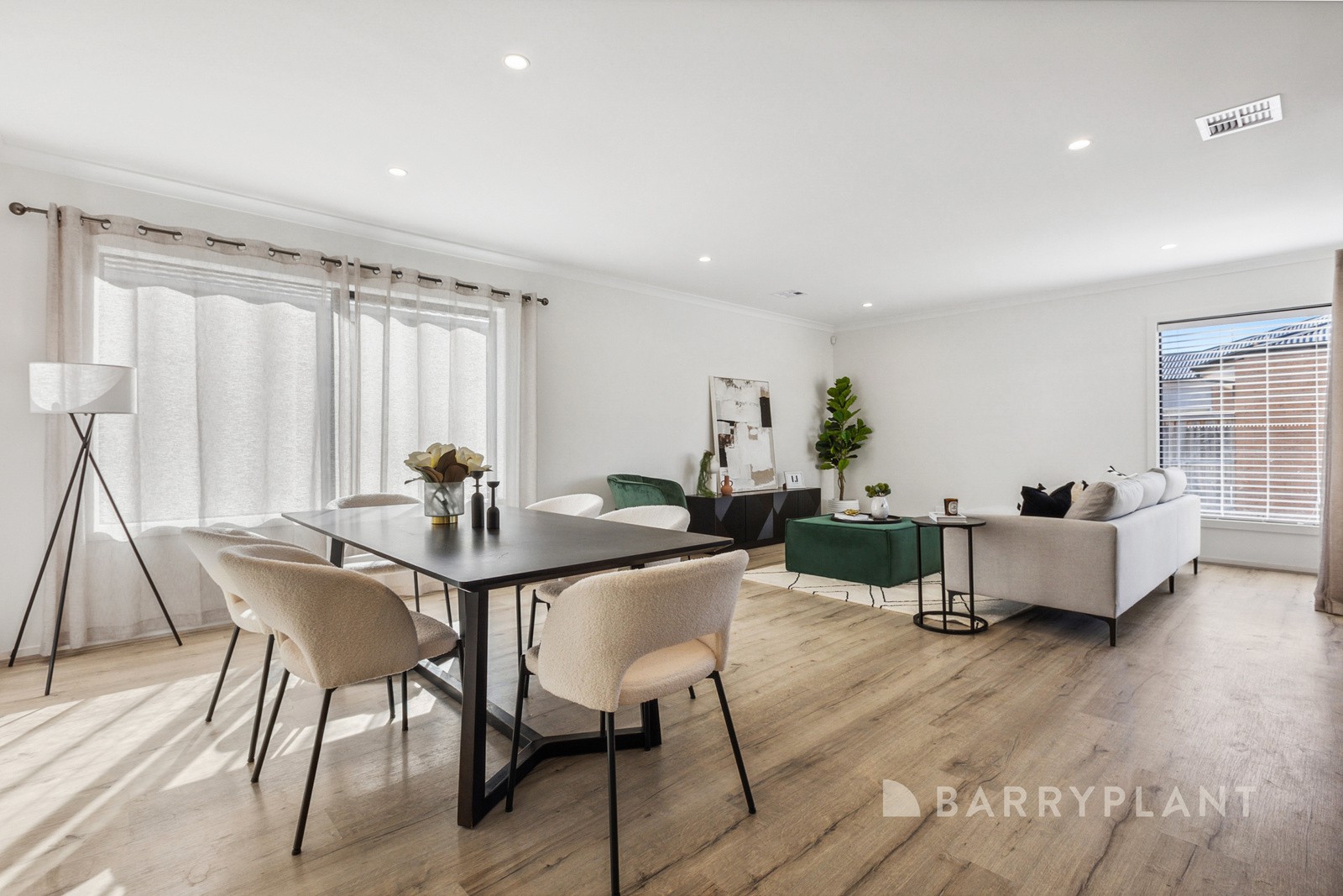 5 Mayday Drive, Cranbourne West, VIC 3977, Cranbourne West - Thumbnail 6