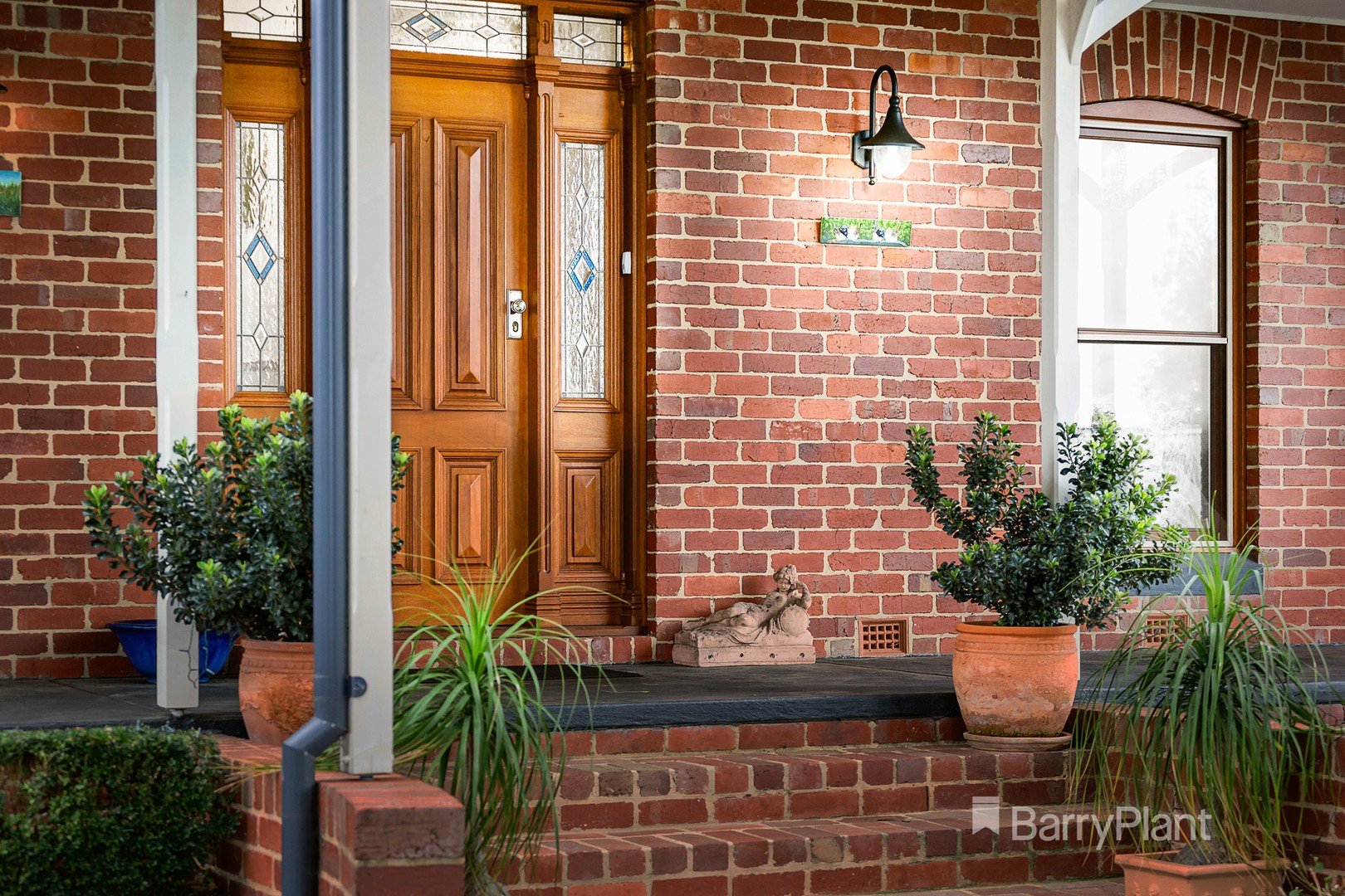 5 Mayfair Court, Croydon, VIC 3136 - Thumbnail 2 - 04/07/2024