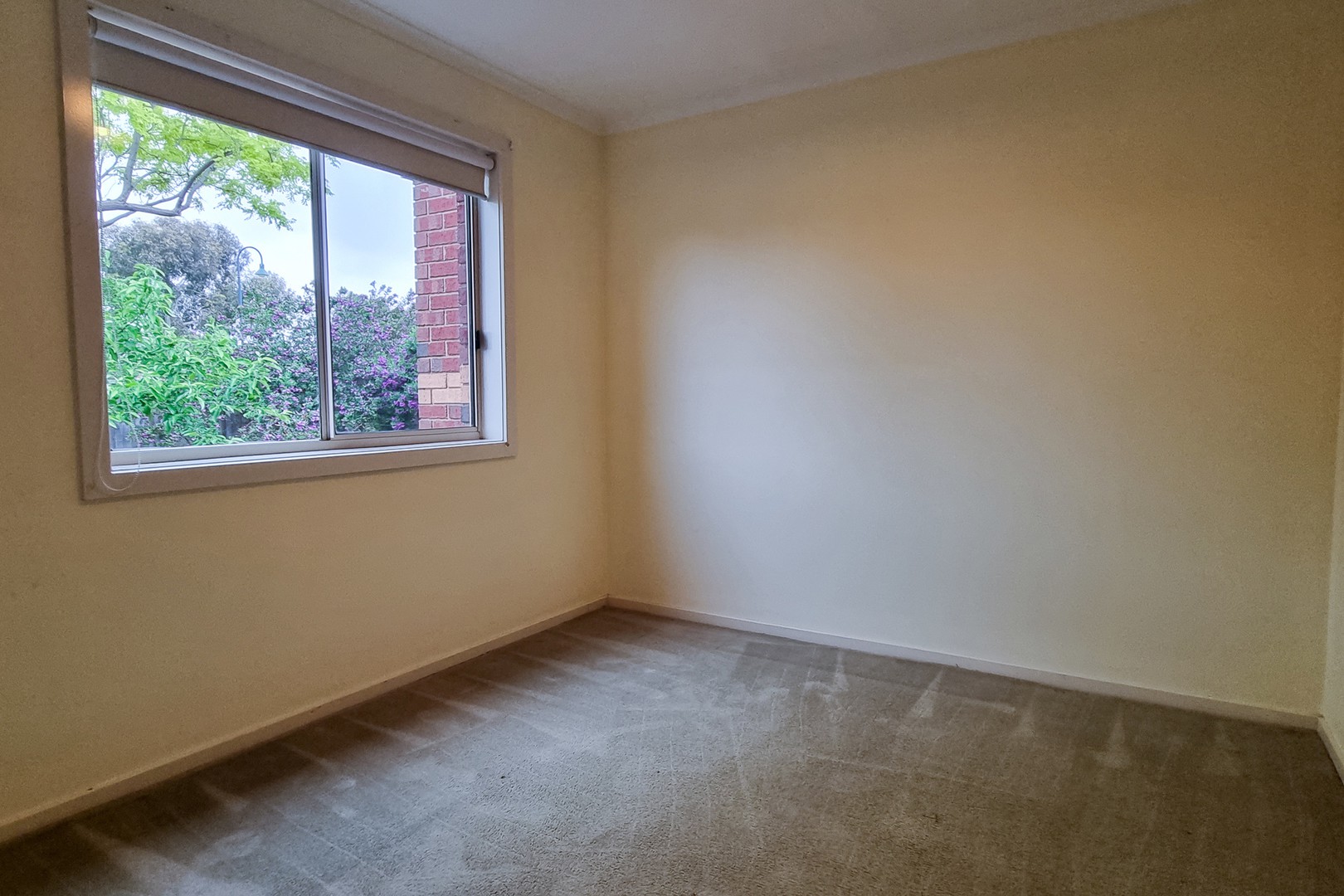 5 McCabe Crescent, Sunbury, VIC 3429 - Thumbnail 2 - 03/11/2021