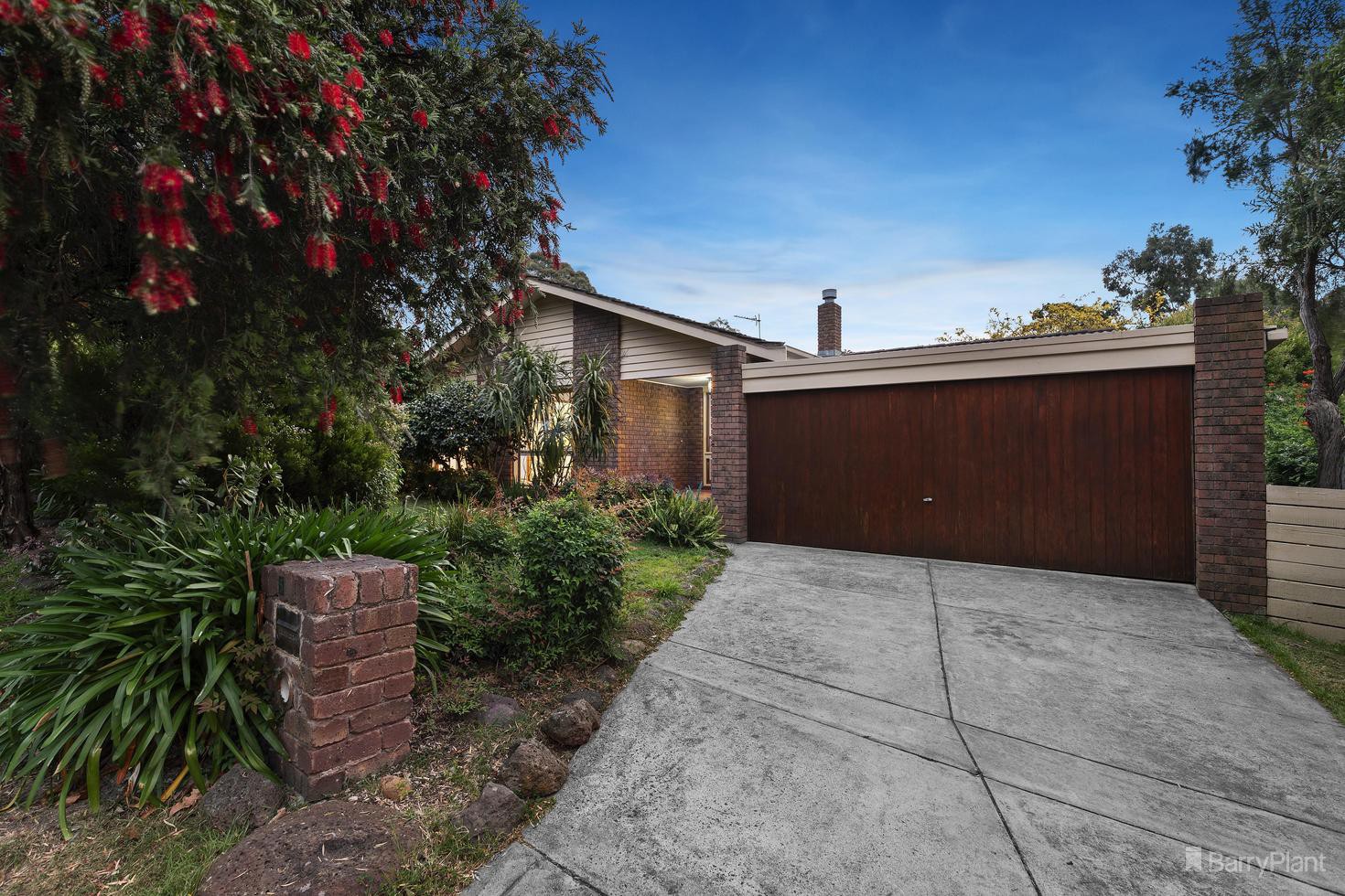 5 McCubbin Terrace, Doncaster East, VIC 3109