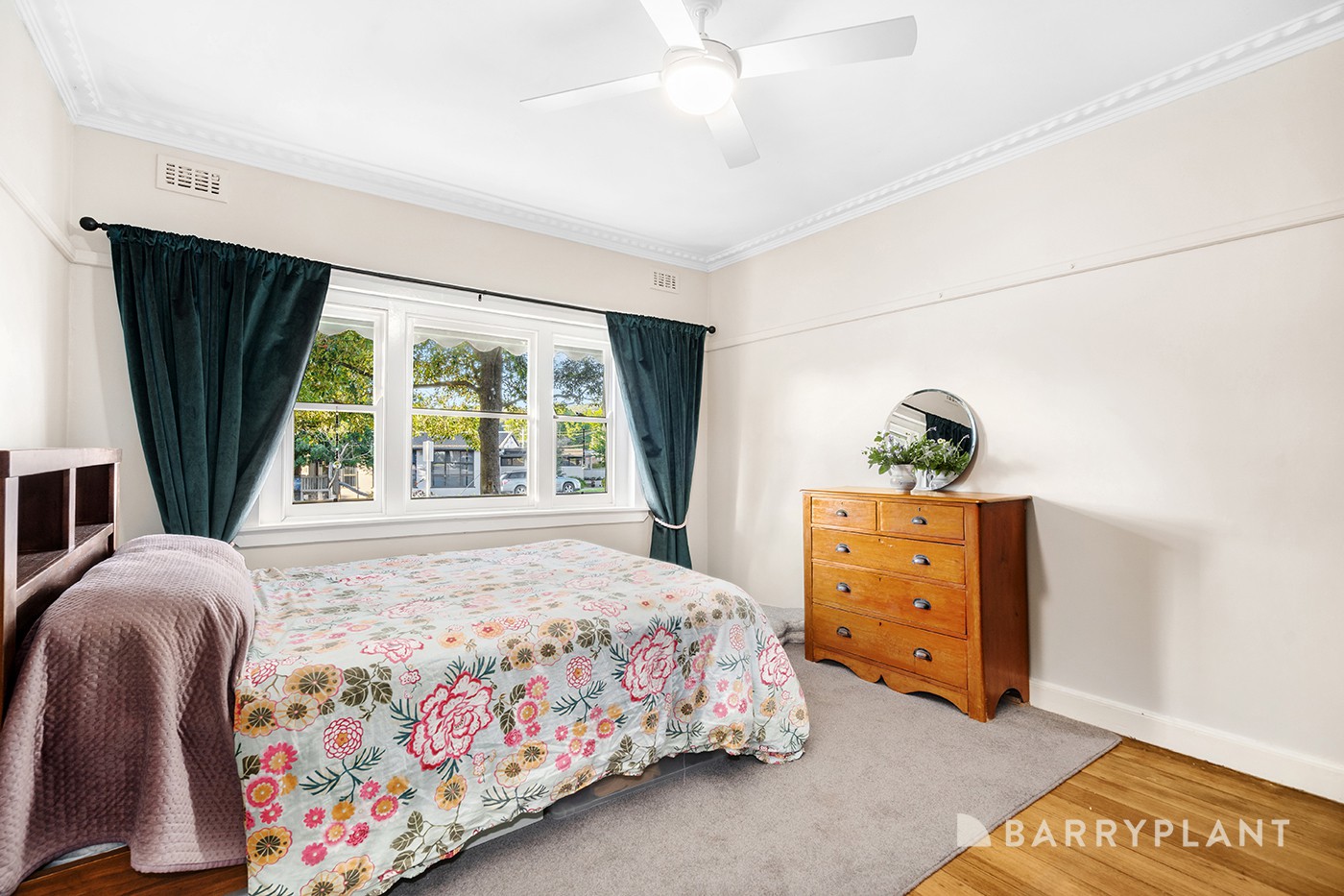5 Sinclair Street, Newtown QLD 4305, Newtown - Thumbnail 2
