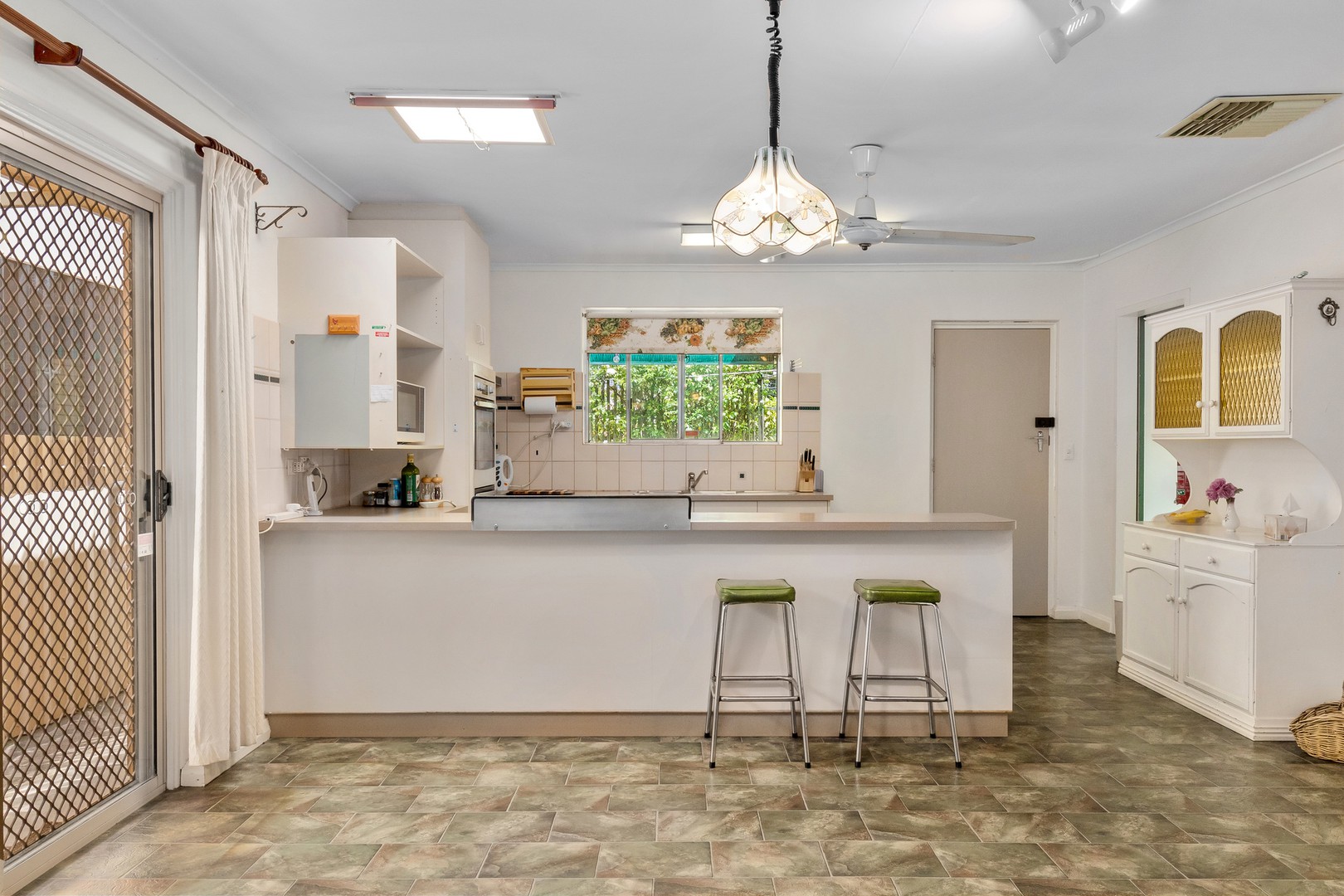 5 Meadowvale Road, Sturt, SA 5047, Sturt - Thumbnail 5