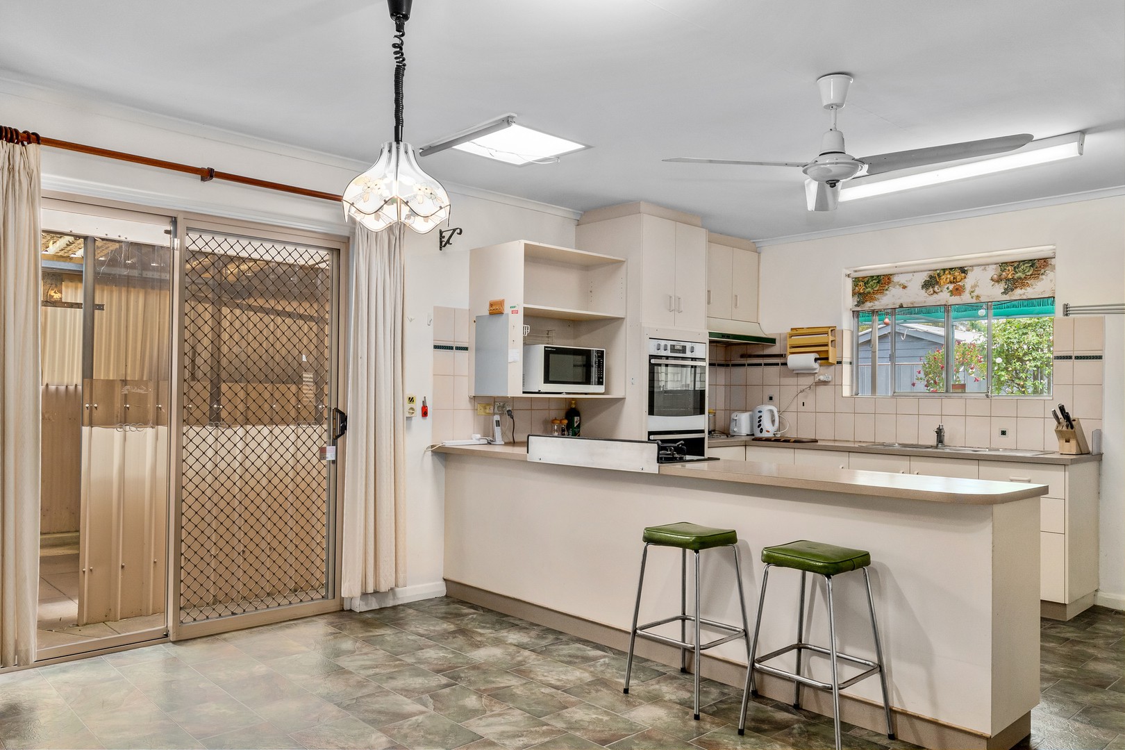 5 Meadowvale Road, Sturt, SA 5047, Sturt - Thumbnail 6