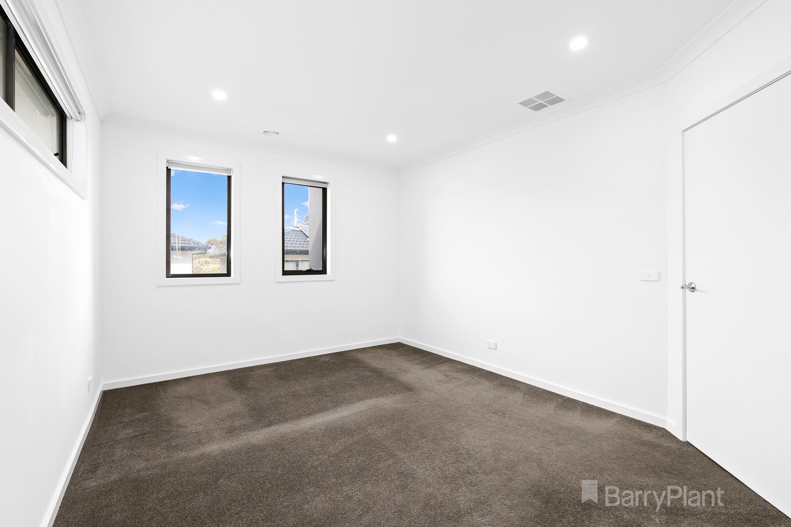 5 Meme Place, Narre Warren, VIC 3805 - Thumbnail 2 - 07/05/2026