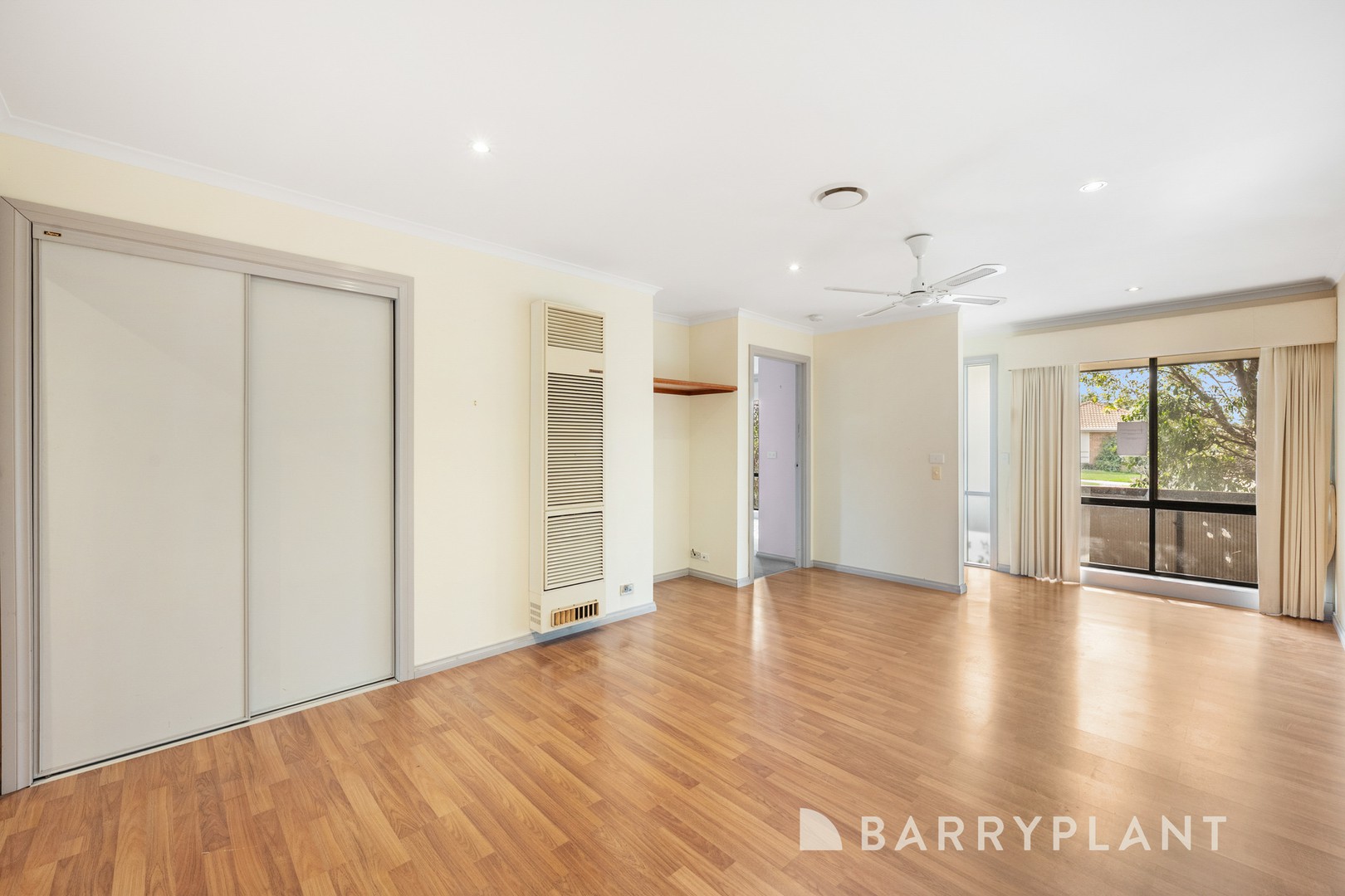 5 Merdon Place, Kurunjang, VIC 3337, Kurunjang - Thumbnail 3