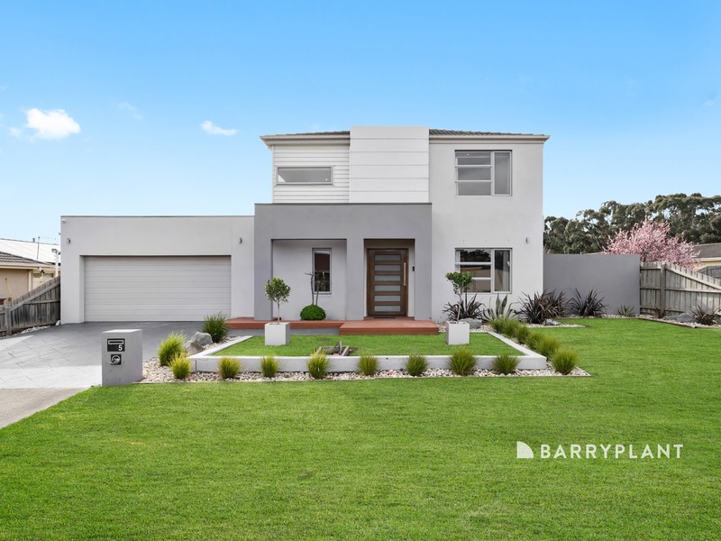 5 Meredith Close, Narre Warren South, VIC 3805 - Image - 02/09/2026