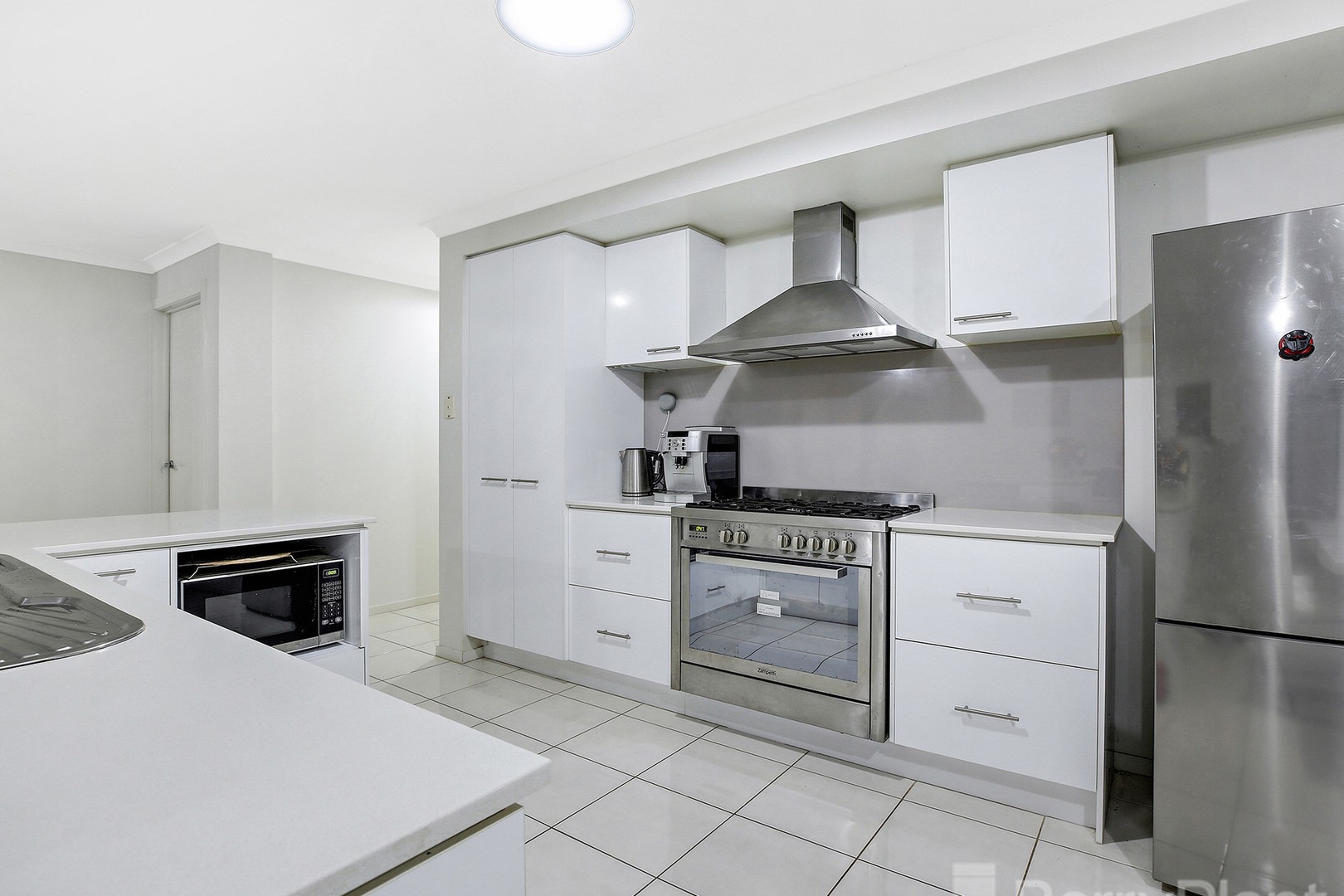 5 Midsummer Lane, Drouin, VIC 3818, Drouin - Thumbnail 3