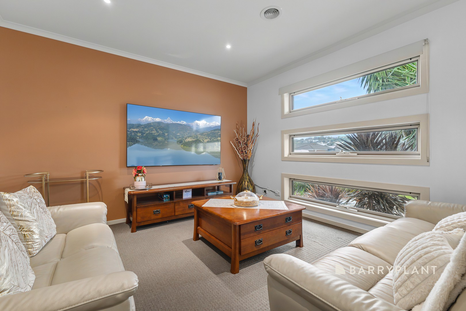 5 Mirabelle Street, Pakenham, VIC 3810 - Thumbnail 2 - 29/06/2026