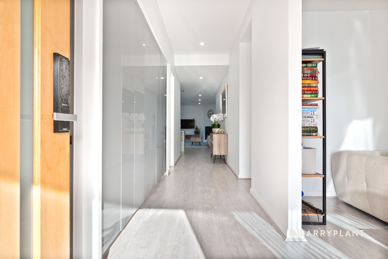 5 Moe Court, Dallas, VIC 3047 - Thumbnail 2 - 19/06/2025