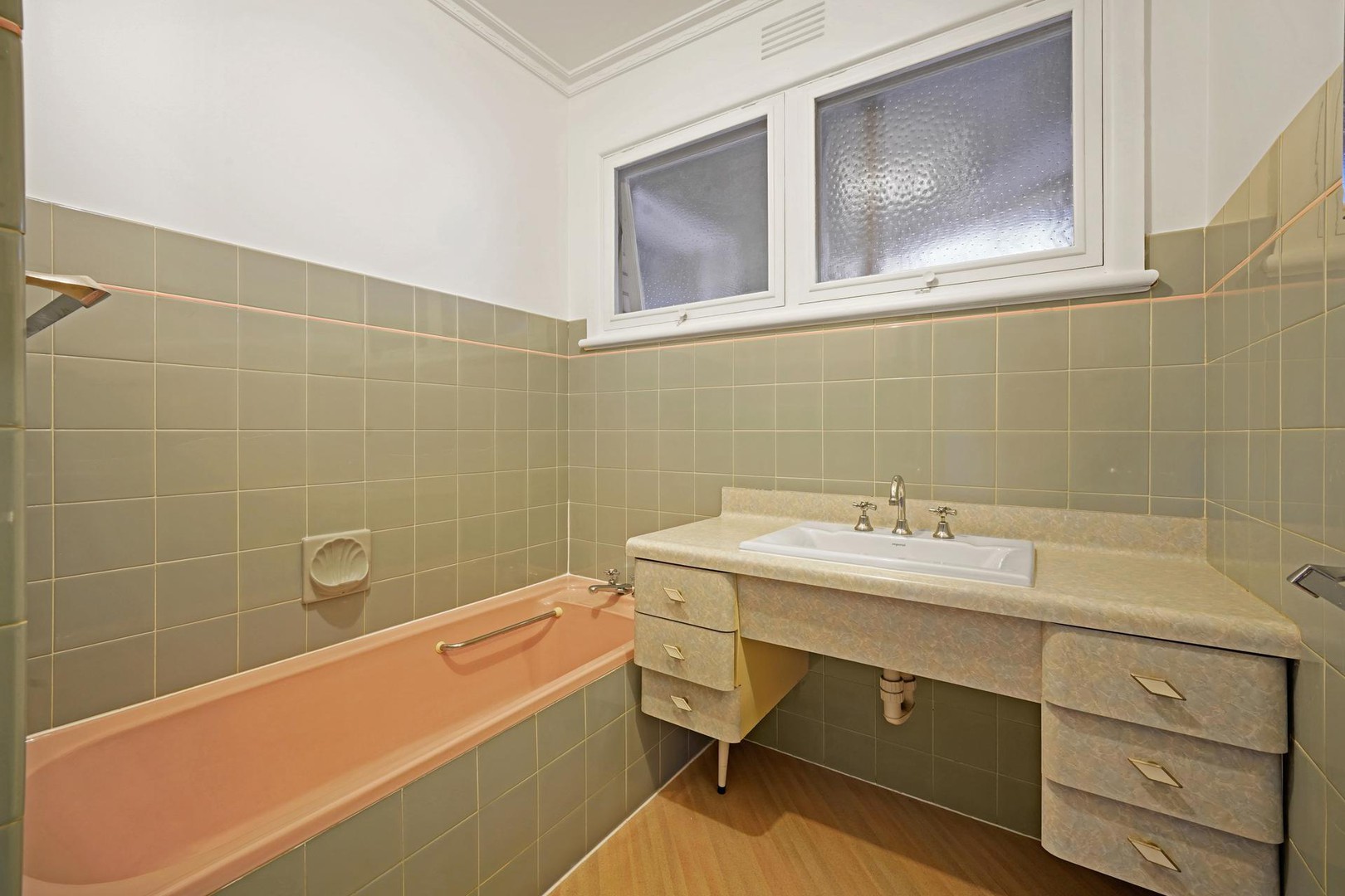 5 Moreton Bay Drive, Highton, VIC 3216, Highton - Thumbnail 5