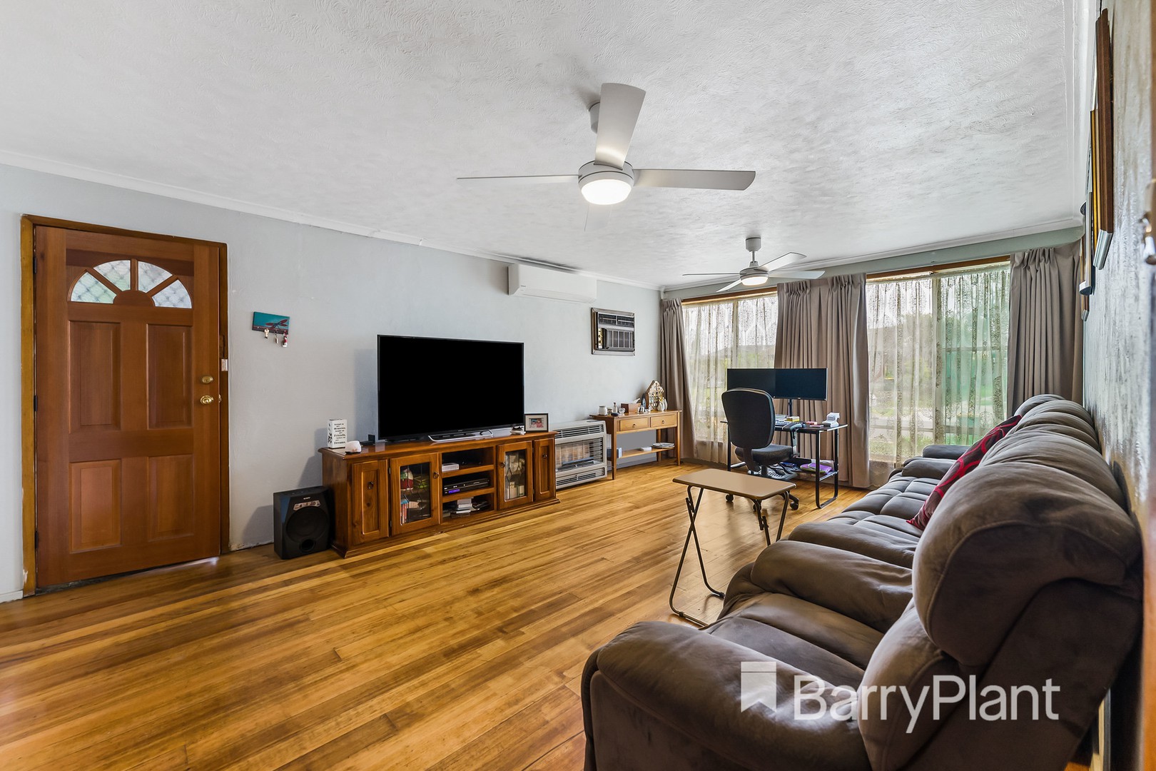 5 Muirhead Crescent, Werribee, VIC 3030, Werribee - Thumbnail 2
