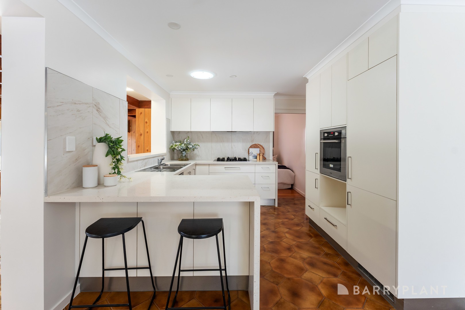 5 Mulhall Drive, St Albans, VIC 3021, St Albans - Thumbnail 5