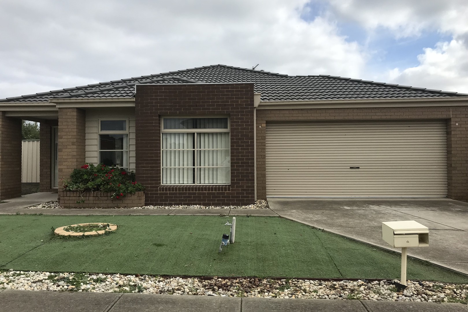 5 Muros Close, Point Cook, VIC 3030, Point Cook - Thumbnail 2