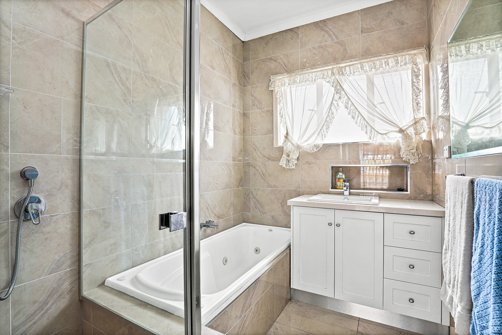 5 Murphy Street, Oak Park, VIC 3046, Oak Park - Thumbnail 5