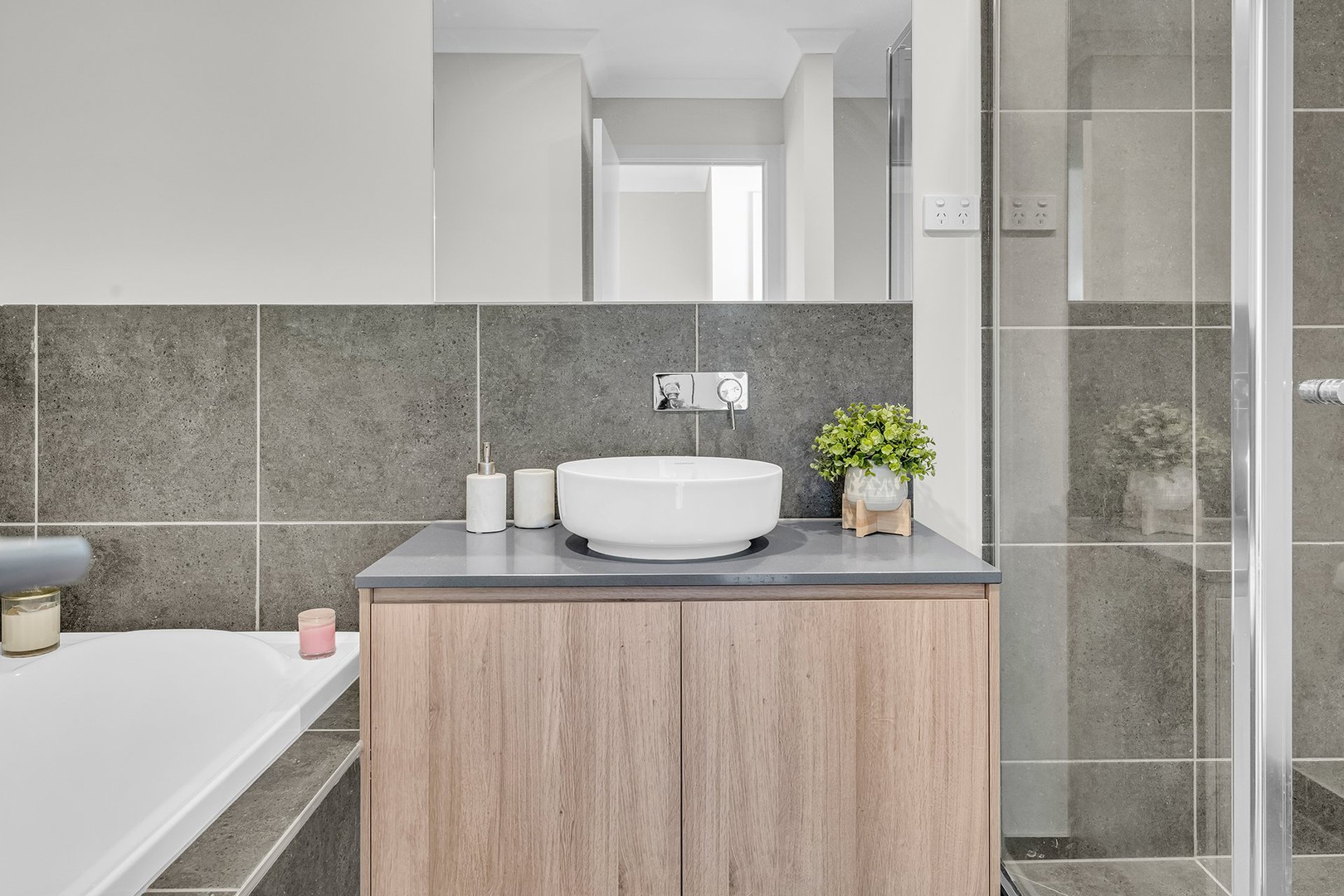 5 Muttonwood Crescent, Deanside, VIC 3336 - Thumbnail 1 - 26/10/2026