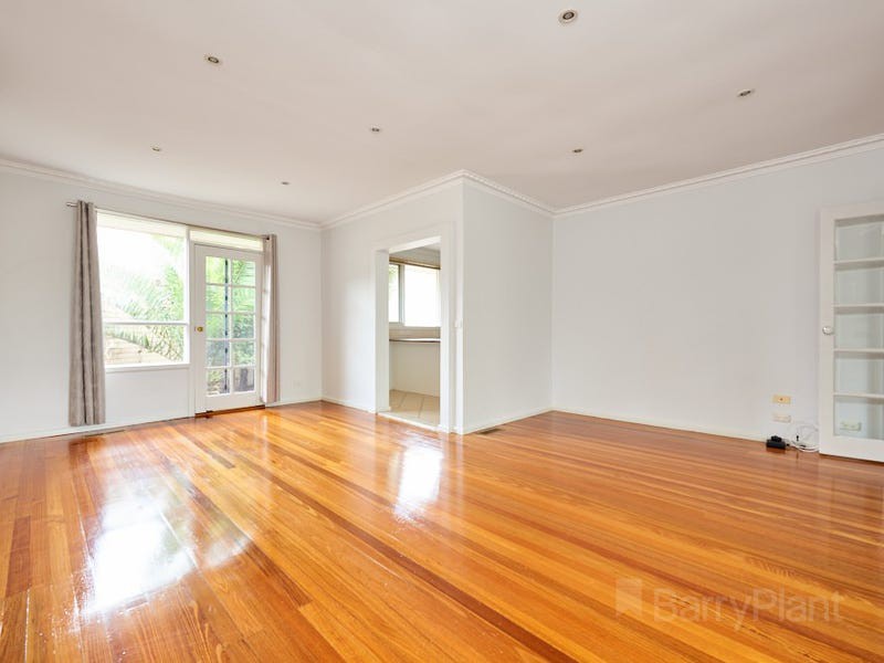 5 Myrtle Court, Doncaster East, VIC 3109, Doncaster East - Thumbnail 2
