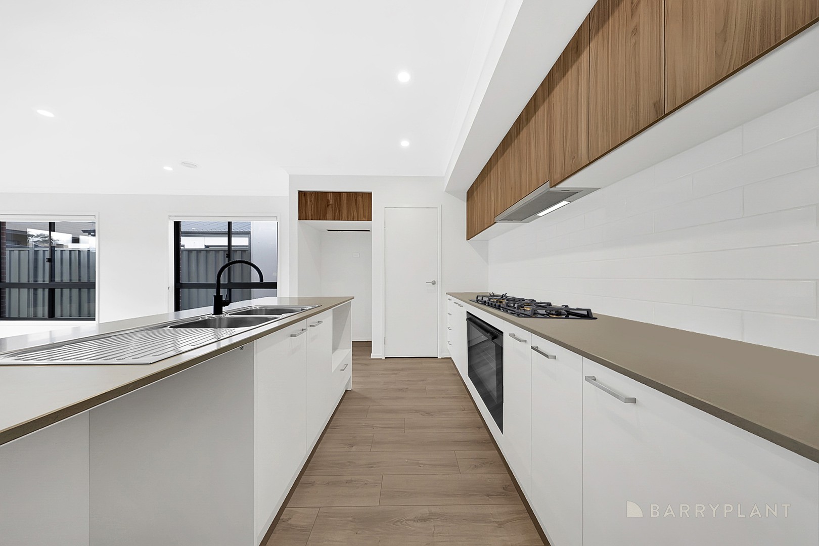 5 Myrtleford Street, Wollert, VIC 3750, Wollert - Thumbnail 2