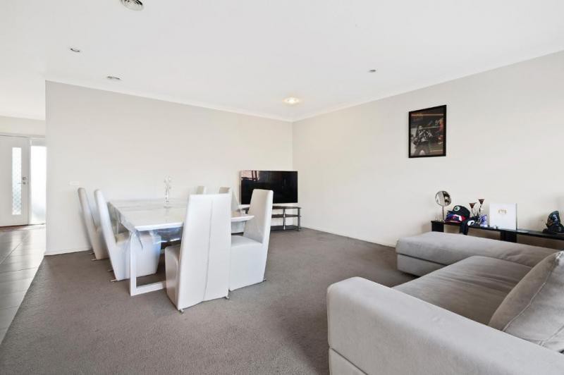 5 Newland WalkMernda, VIC 3754  - Leased, Mernda - Thumbnail 4