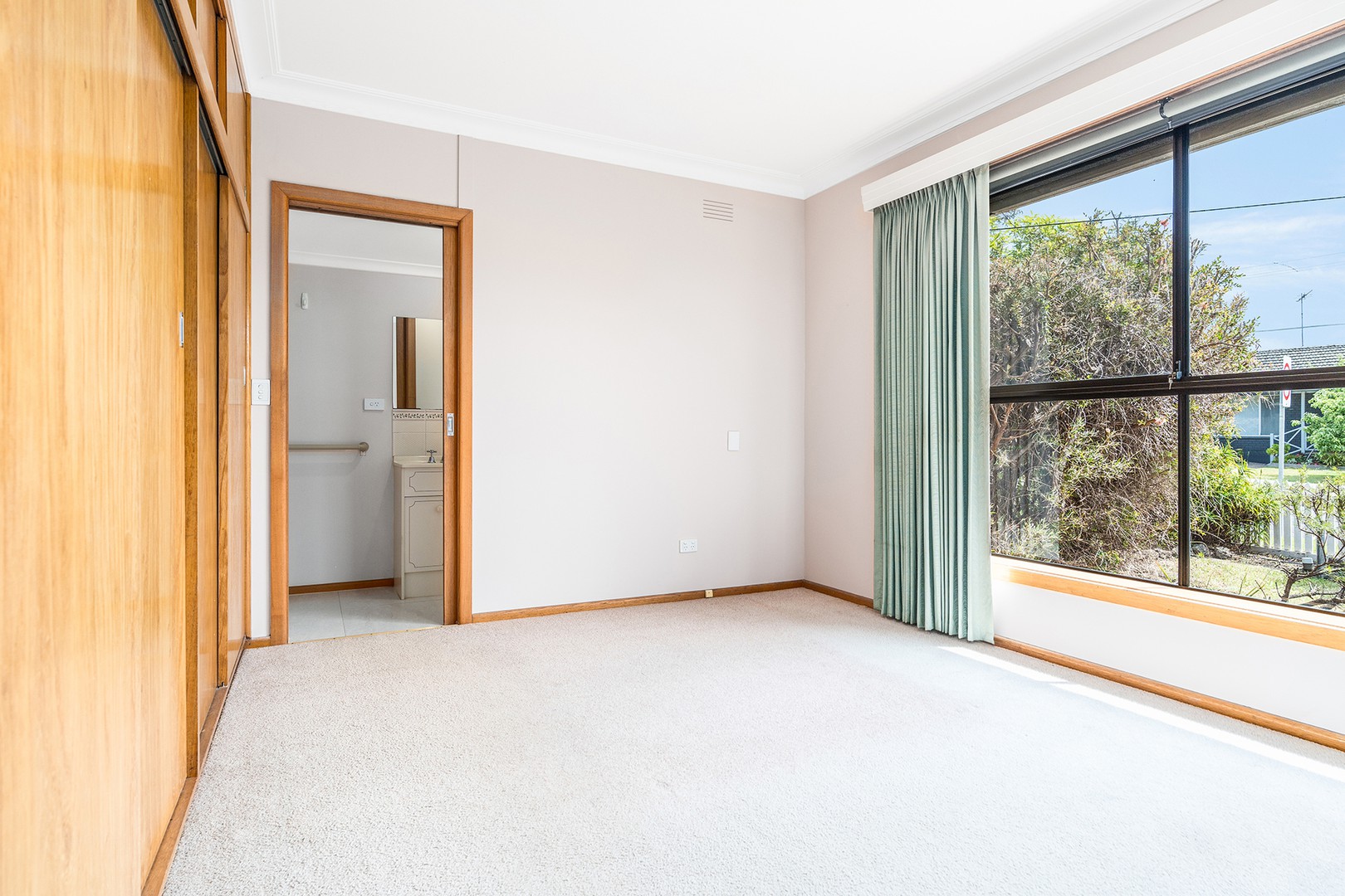 2/22 Sunnyside Crescent, Wattle Glen, Wattle Glen - Thumbnail 2