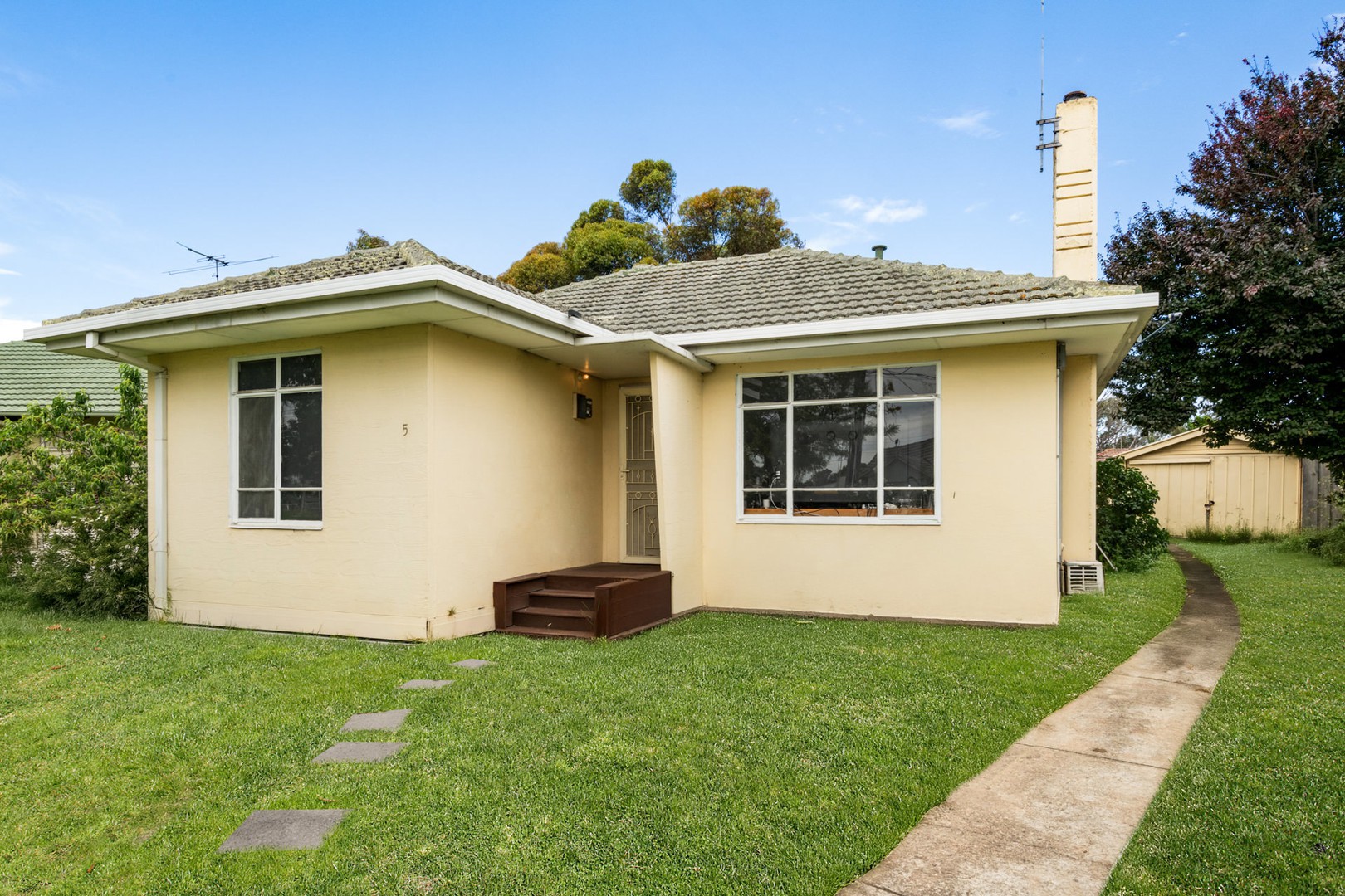 5 Ontario Avenue, Corio, VIC 3214 - Thumbnail 2 - 05/12/2025