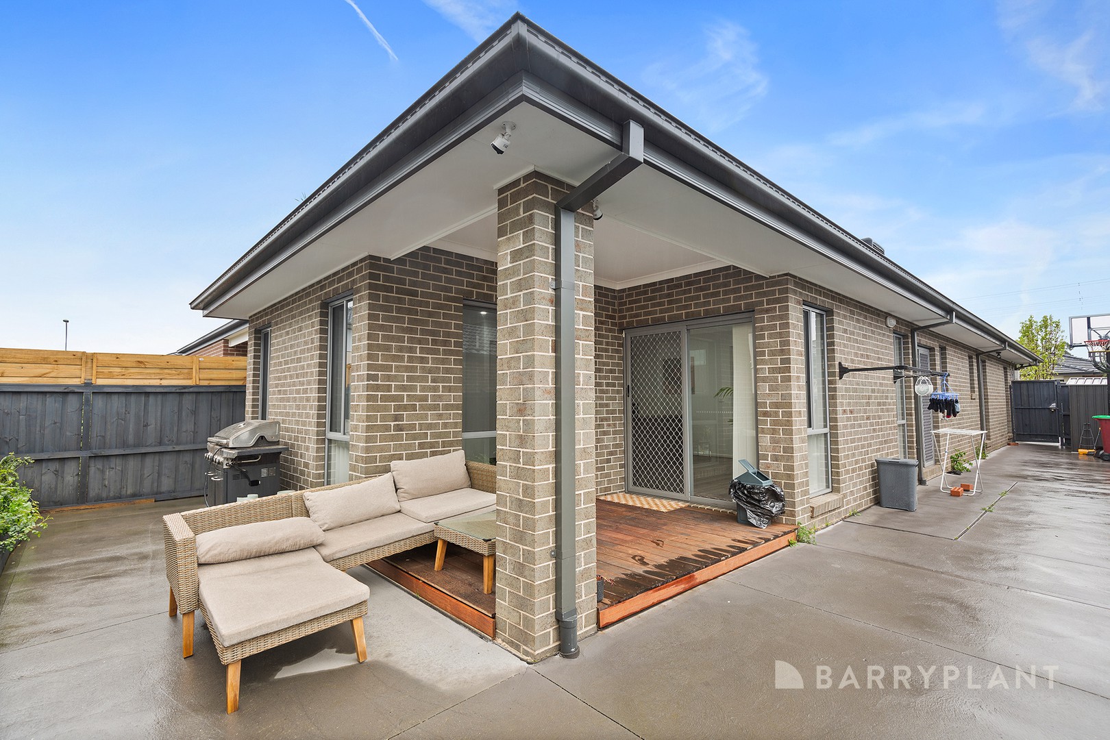 5 Orbit Street, Clyde North, VIC 3978, Clyde North - Thumbnail 8