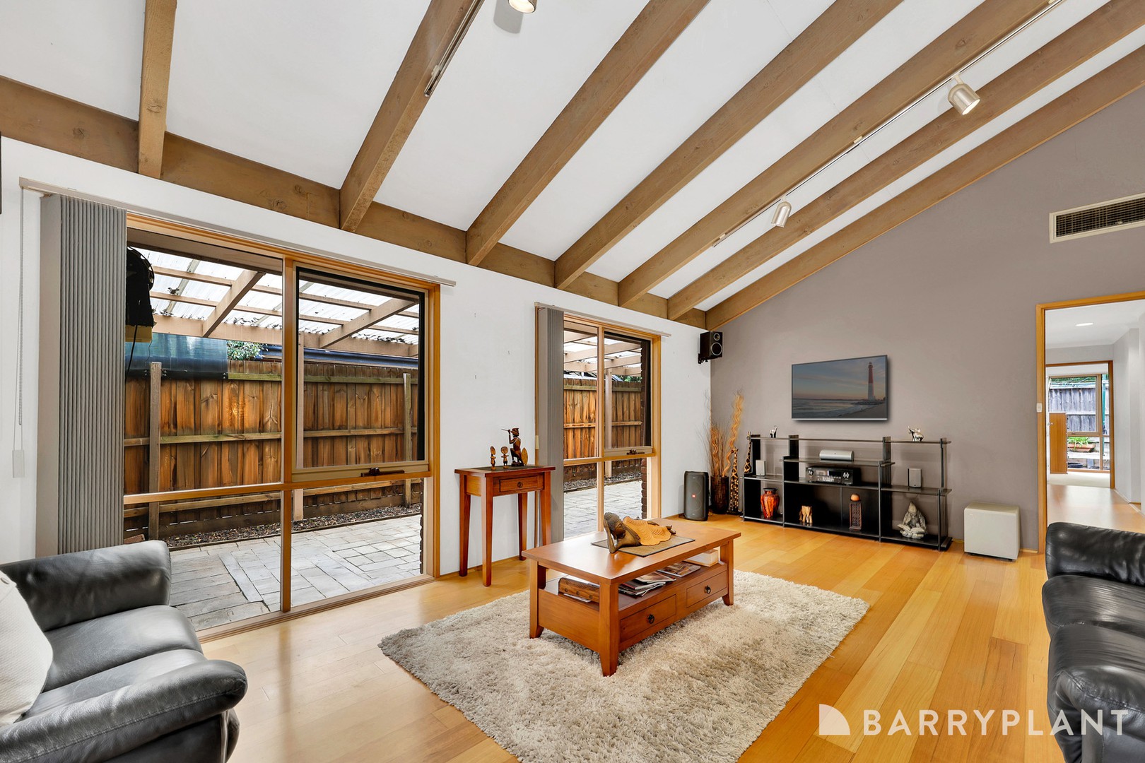 5 Orsett Court, Mill Park, VIC 3082, Mill Park - Thumbnail 2