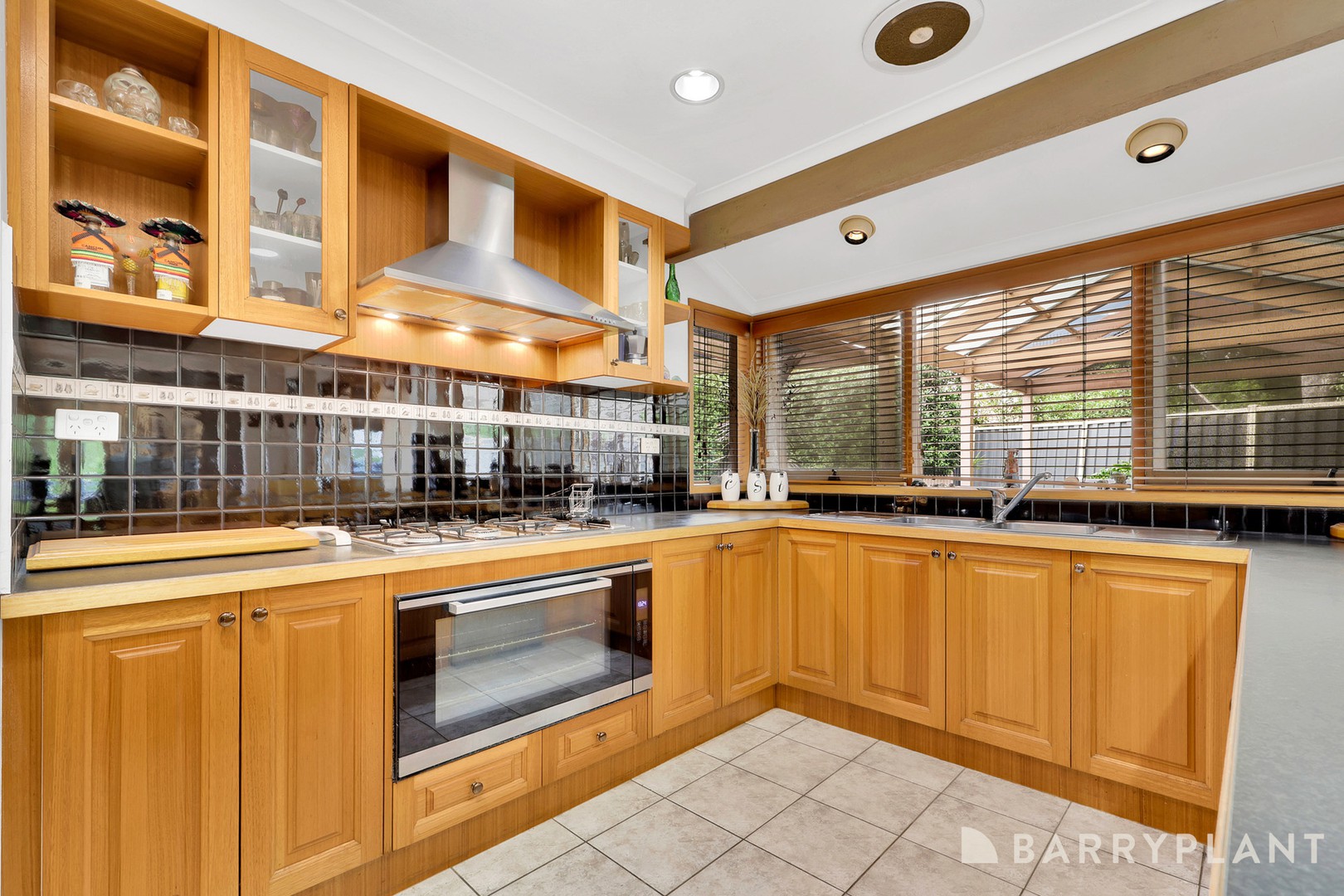 5 Orsett Court, Mill Park, VIC 3082, Mill Park - Thumbnail 6