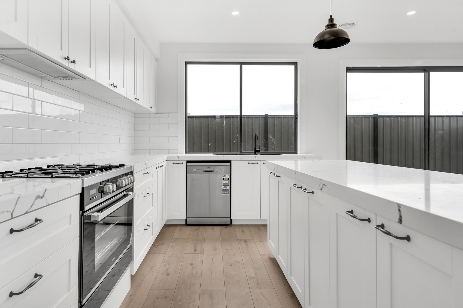 5 Ovata Grove, Donnybrook, VIC 3064 - Thumbnail 1 - 23/03/2022