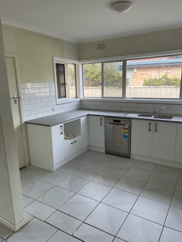 5 Parker Street, Shepparton, VIC 3630 - Thumbnail 2 - 28/02/2022