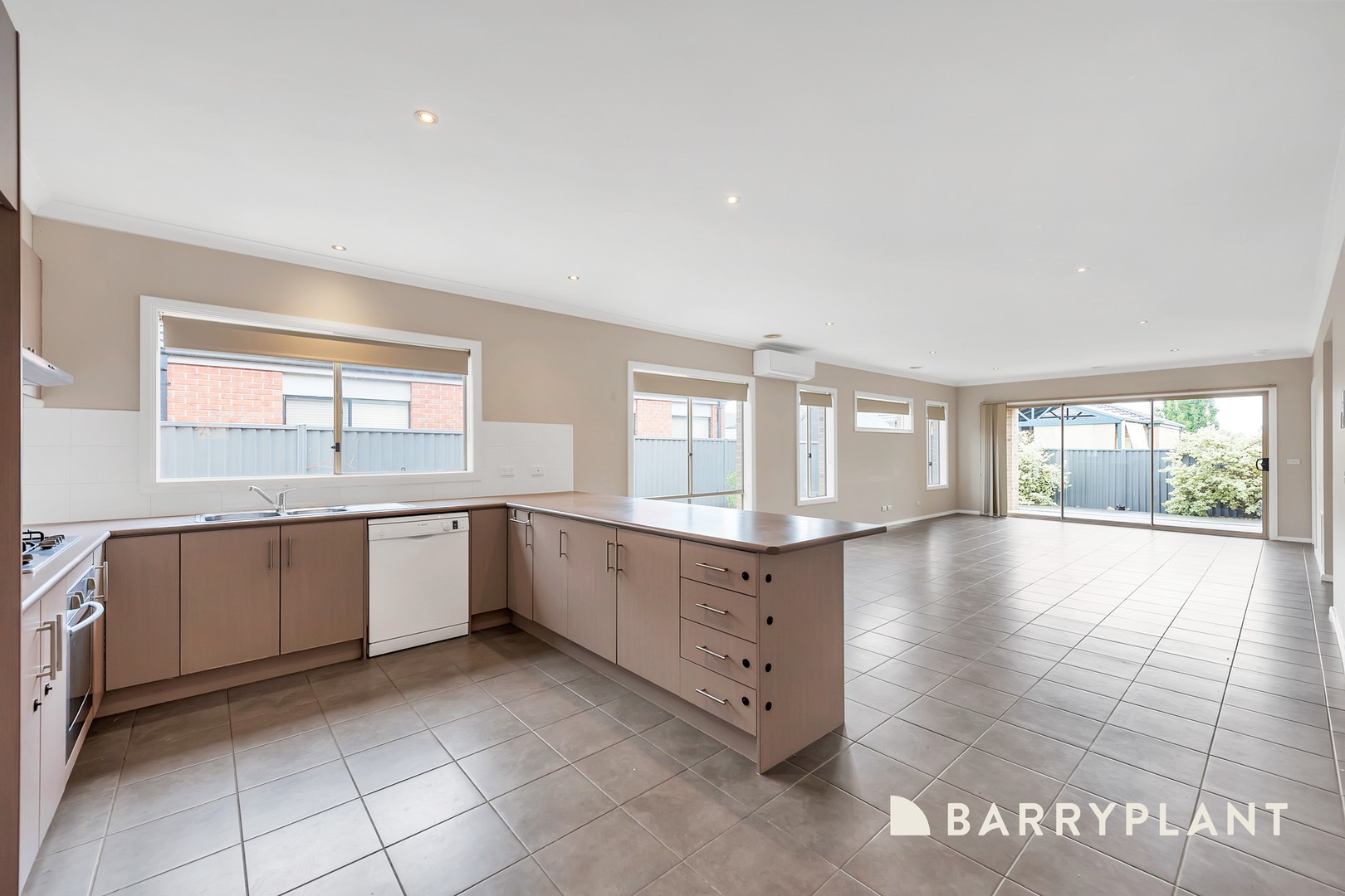 5 Paxton Link, Pakenham, VIC 3810, Pakenham - Thumbnail 4