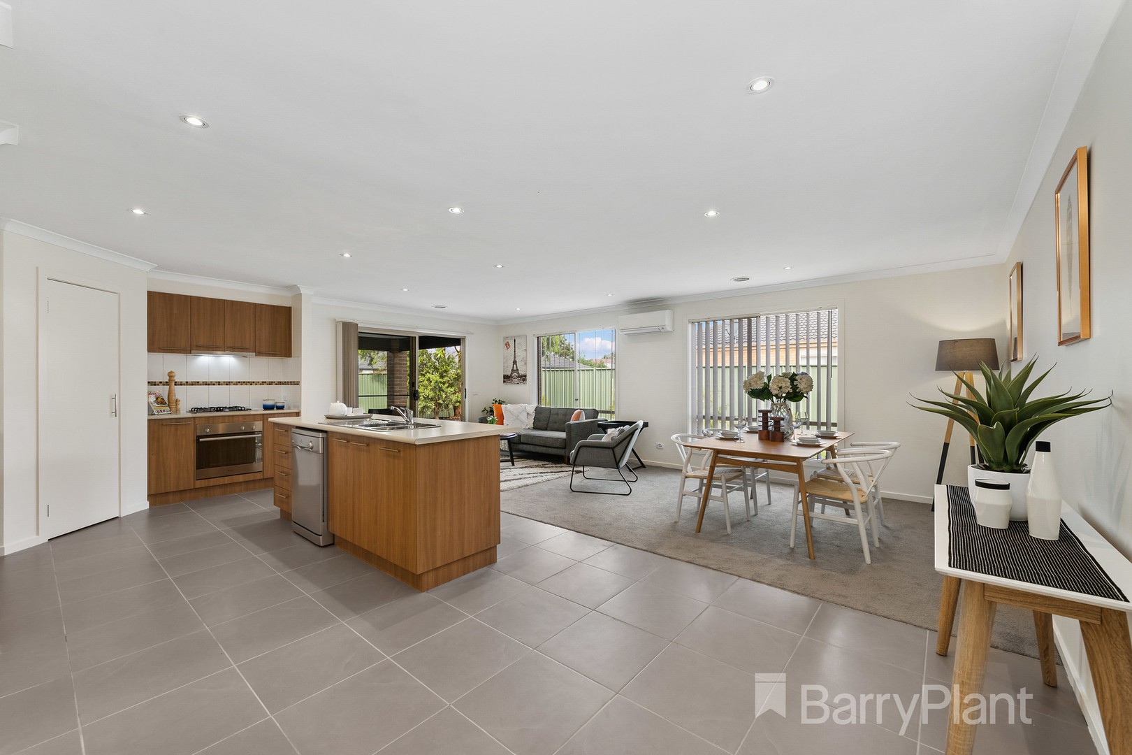 5 Pembury Way, Wyndham Vale, VIC 3024, Wyndham Vale - Thumbnail 5