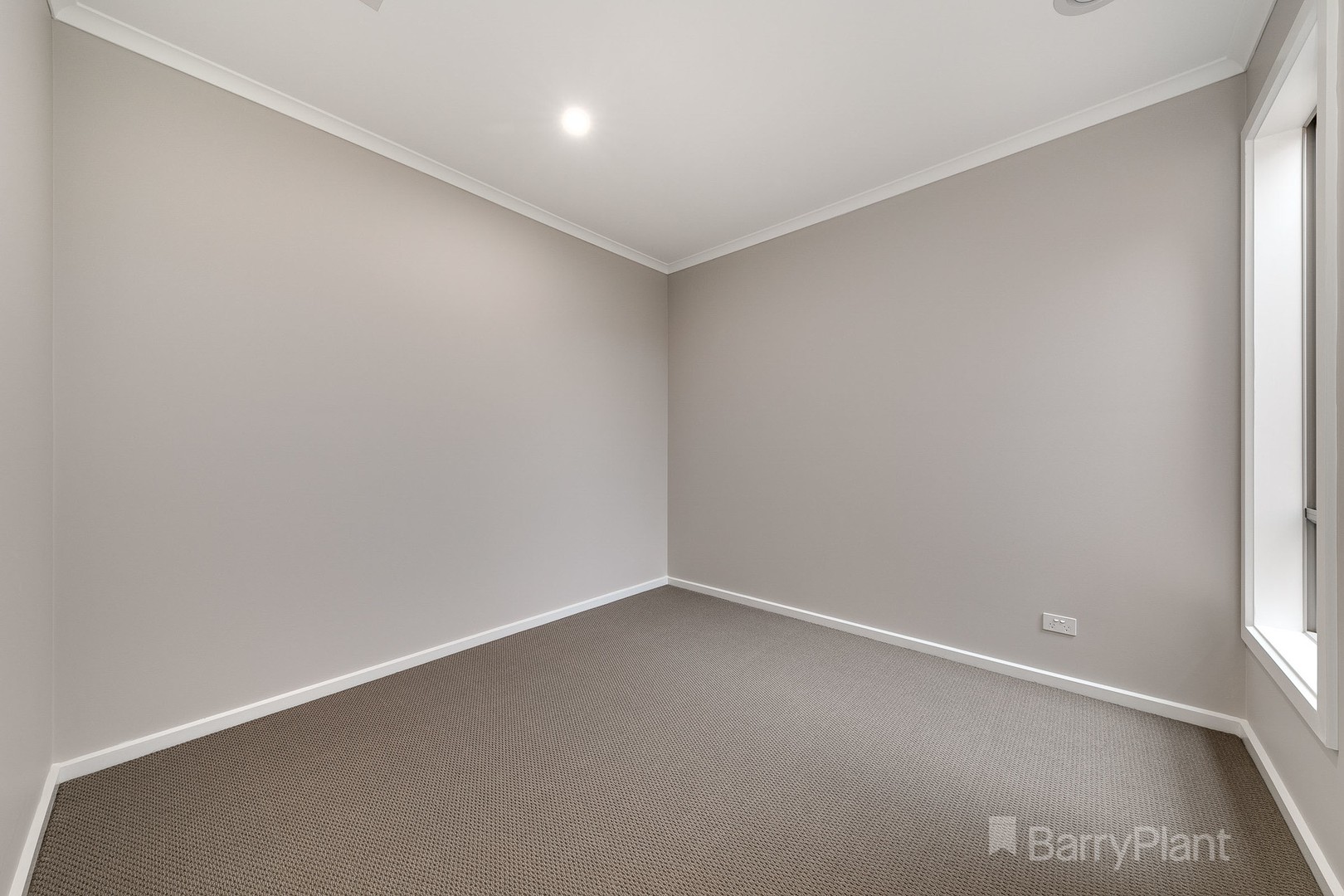 5 Pickerel Avenue, Clyde North, VIC 3978, Clyde North - Thumbnail 5