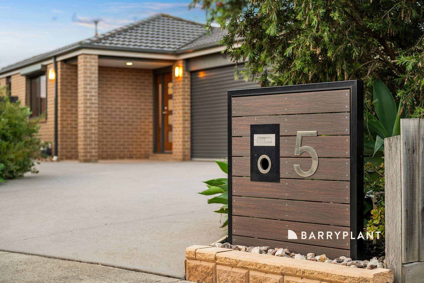 5 Pipit Close, Pakenham, VIC 3810, Pakenham - Thumbnail 2