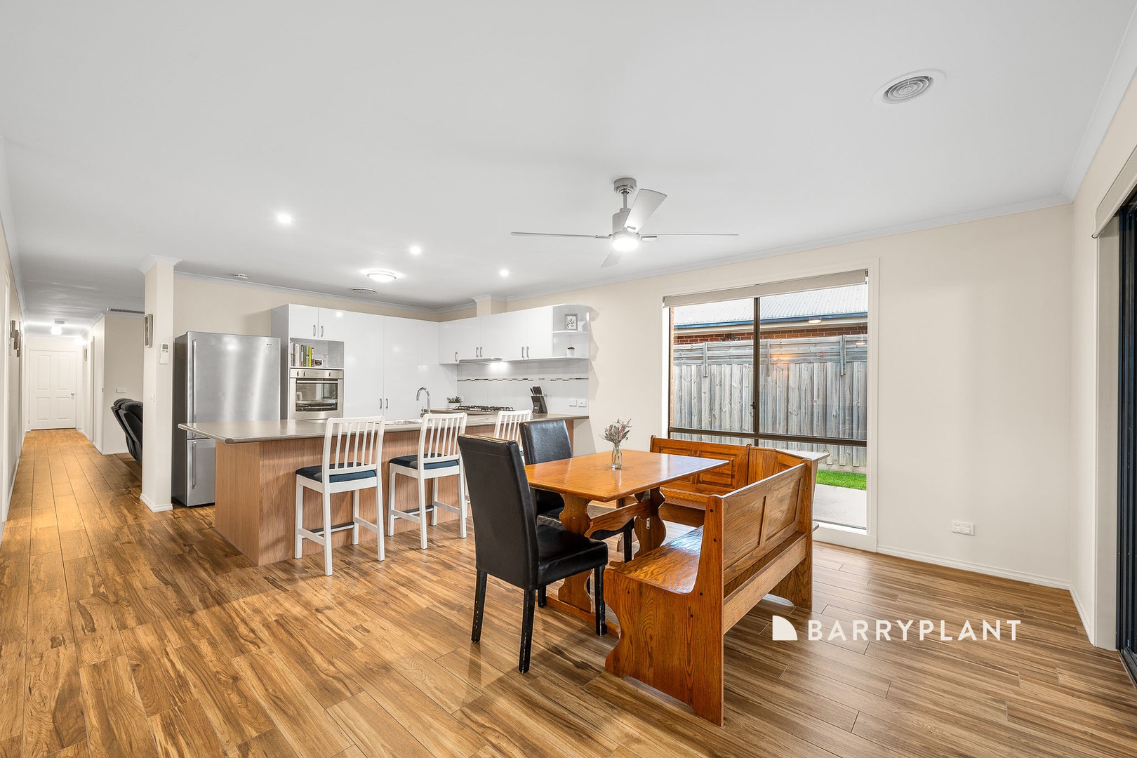 5 Pipit Close, Pakenham, VIC 3810, Pakenham - Thumbnail 4